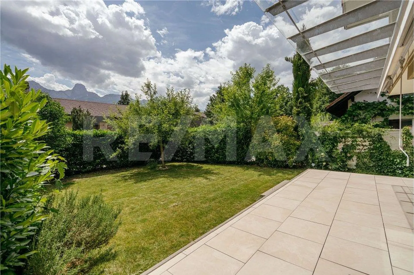 Where family life meets living comfort - 5.5 rooms with modern amenities - Photo 13 of 13