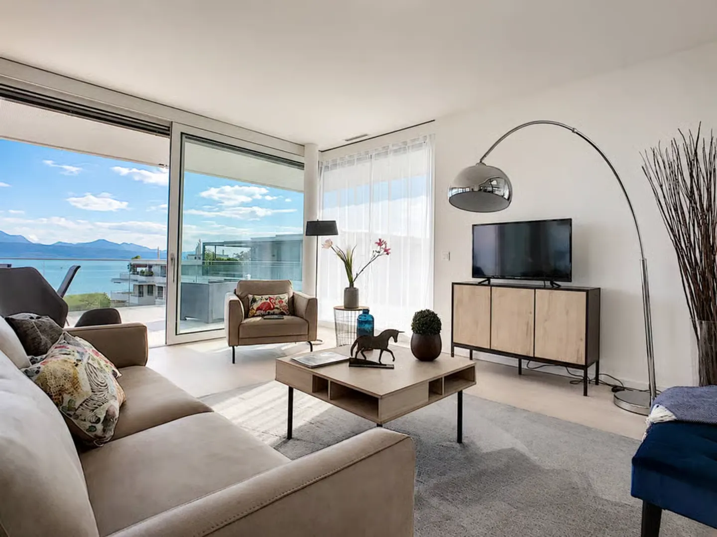 Contemporary Attic with Large Terrace a Moment from the Lake - Photo 4 of 7