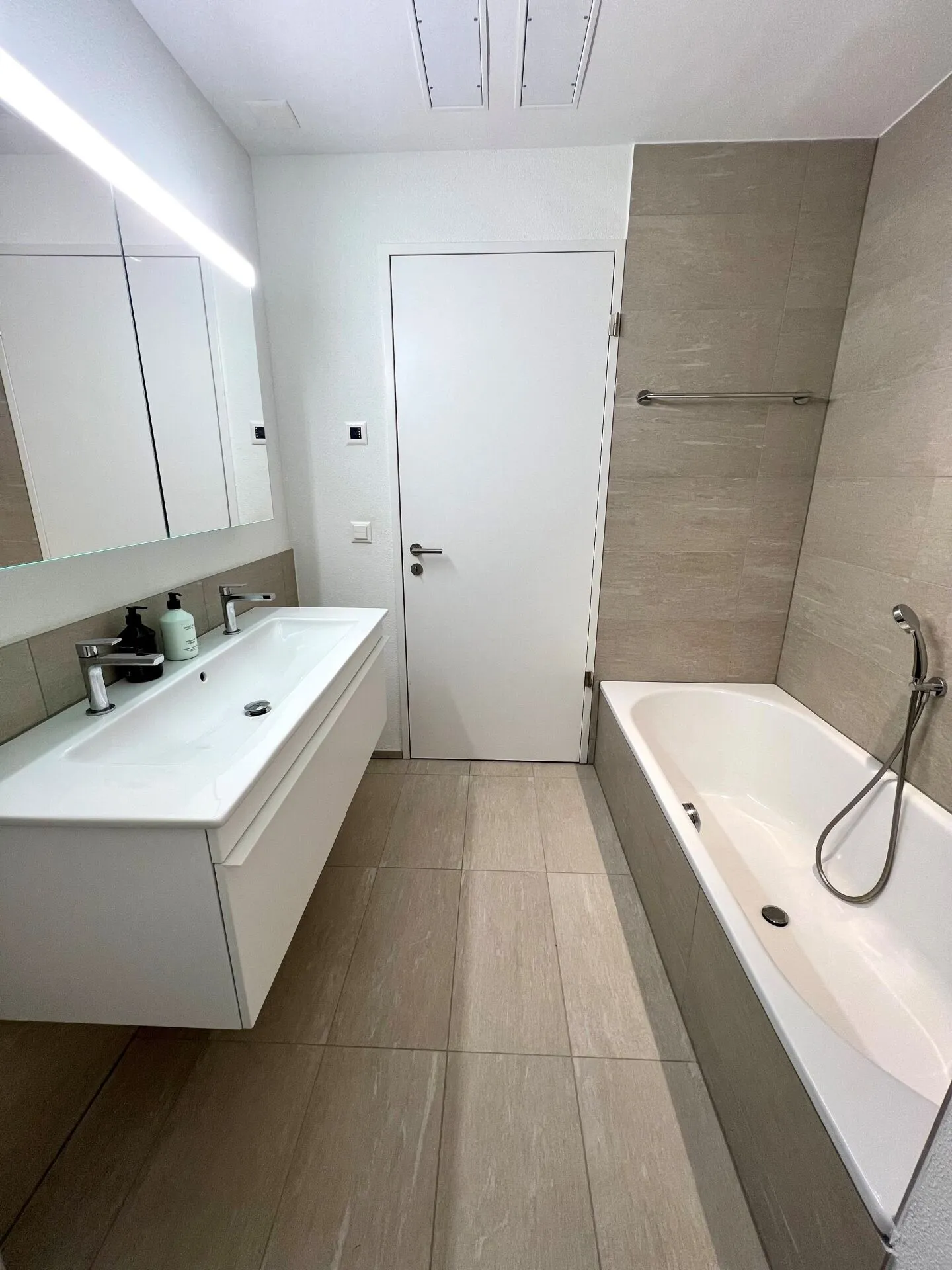 Appartements modernes à louer dans le complexe résidentiel "Neumatt-Stein" ! - Photo 8 sur 11