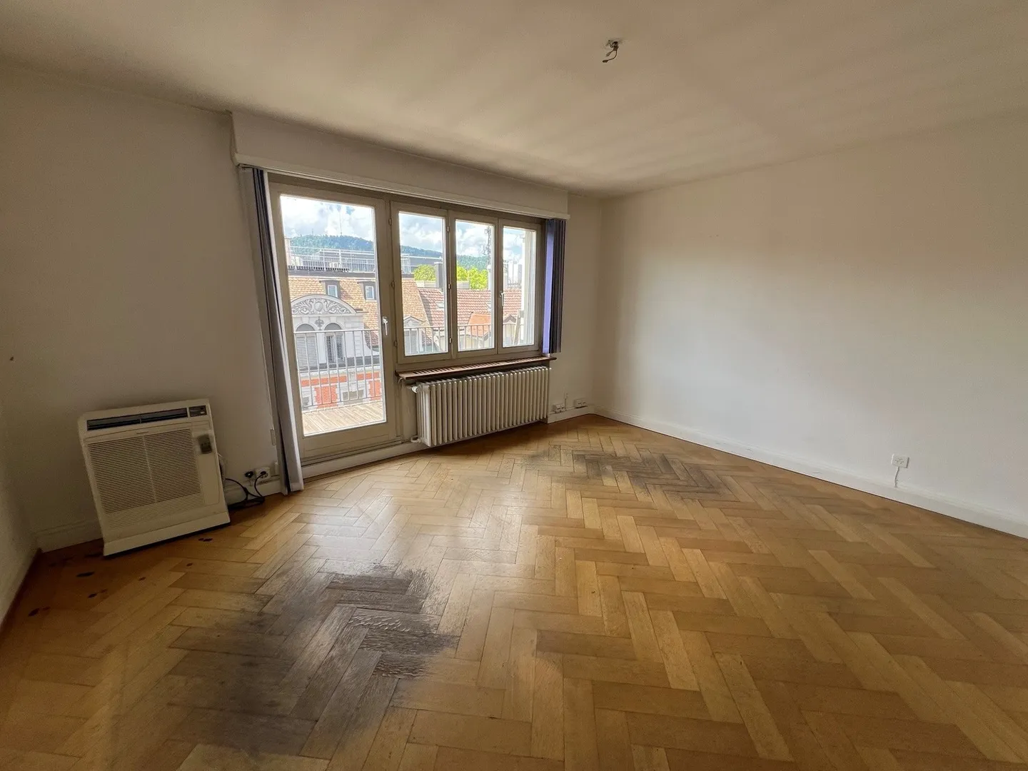 Espace commercial spacieux de 7 à un emplacement central à Zurich - Photo 8 sur 19
