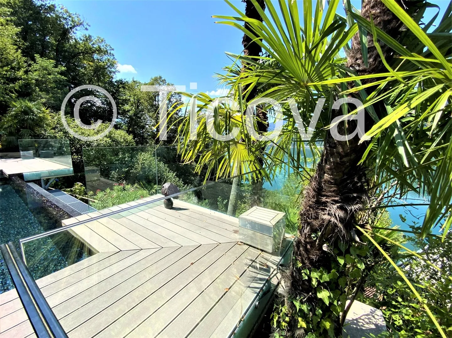 Villa in vendita - Foto 1 di 11