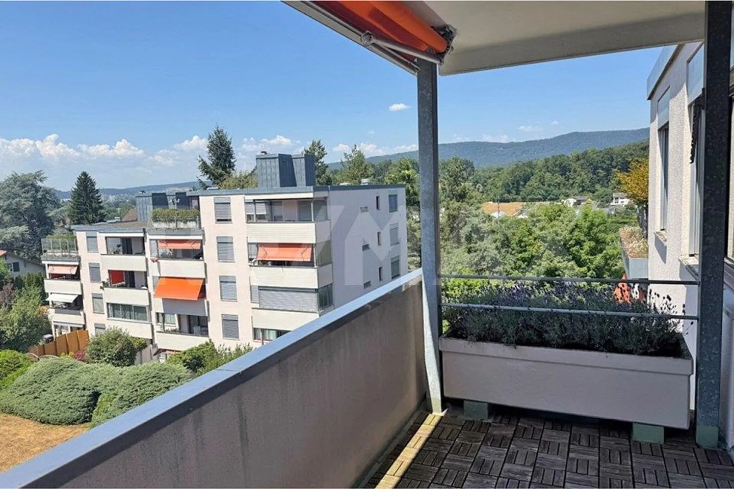 Sentimento di terrazza con collegamento al resto del mondo - Foto 11 di 11