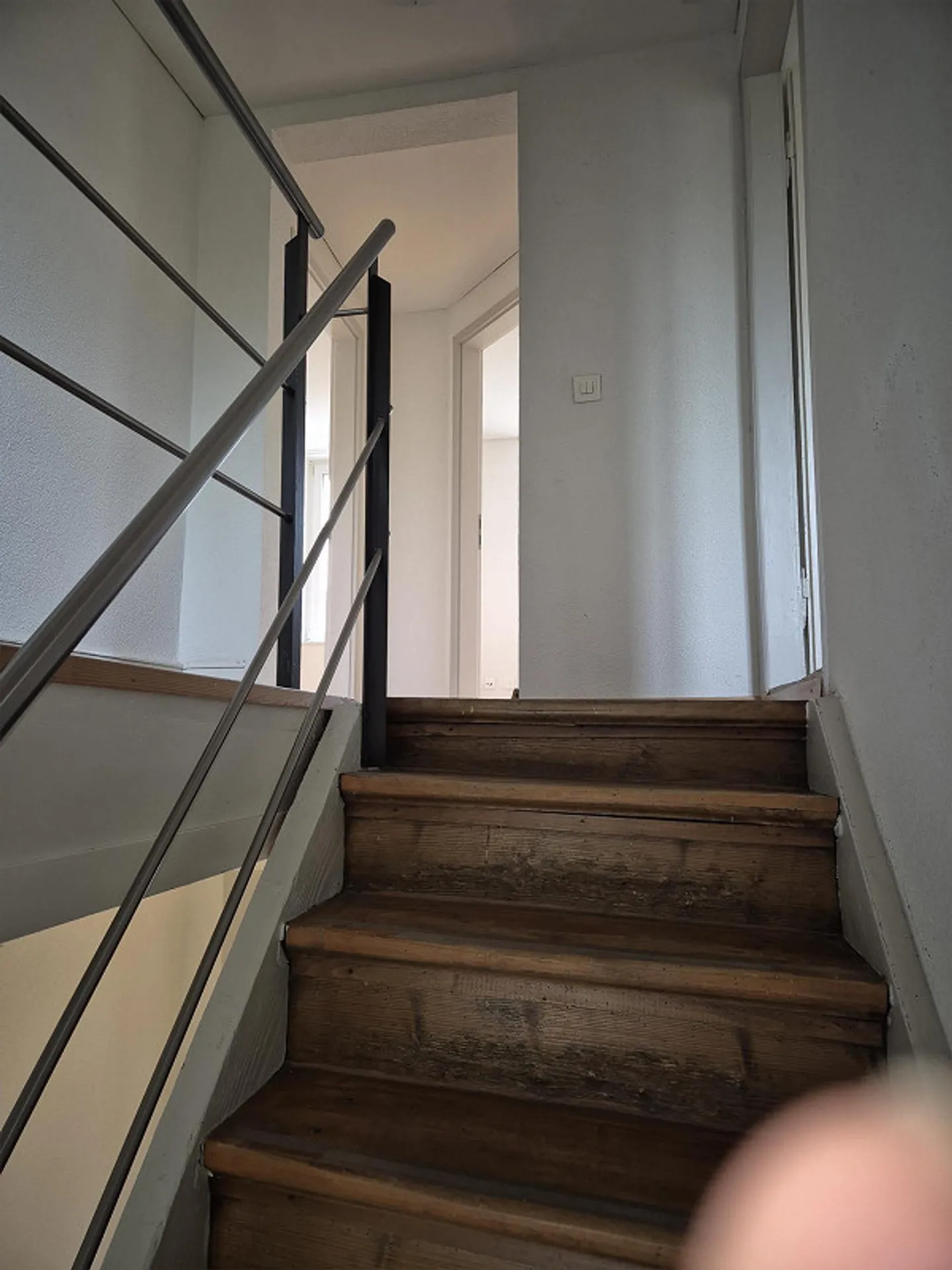 Vivere e lavorare in una struttura di edificio antico flessibile in posizione centrale - Foto 6 di 9