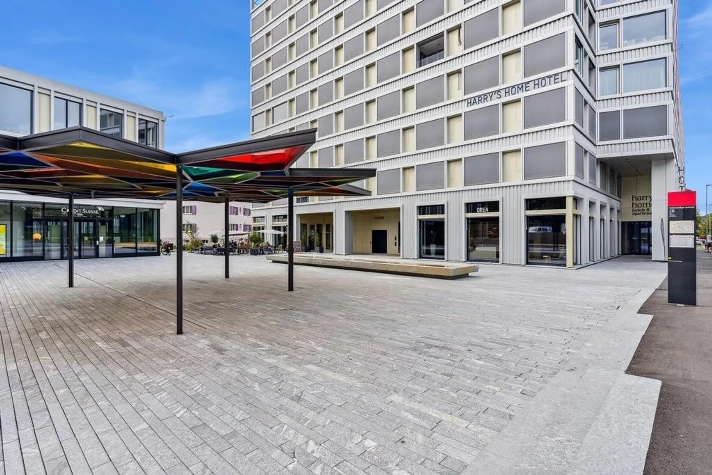 Votre entreprise dans un emplacement privilégié dans la tour Bäre - Photo 1 sur 2