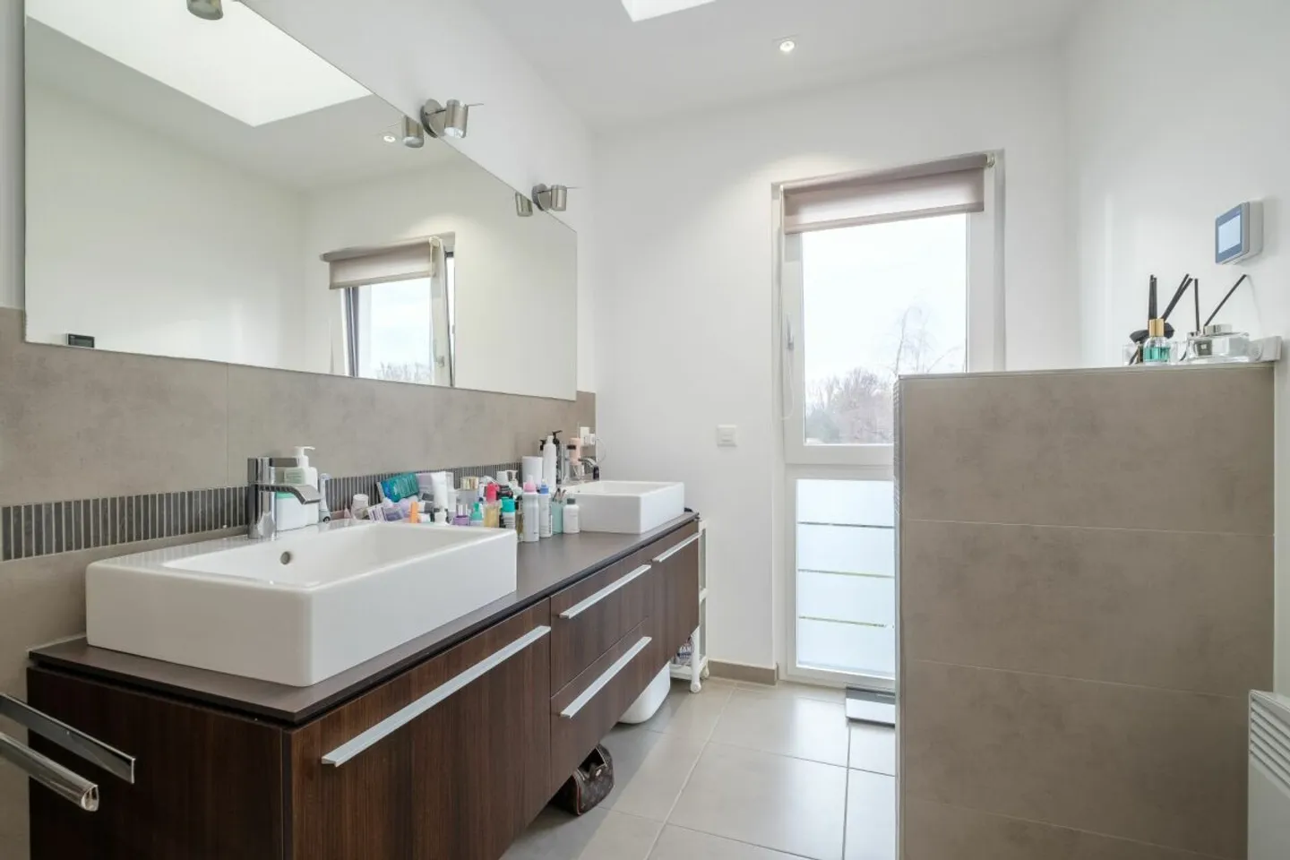 Esclusivo - Casa bifamiliare moderna con piscina - Foto 12 di 13