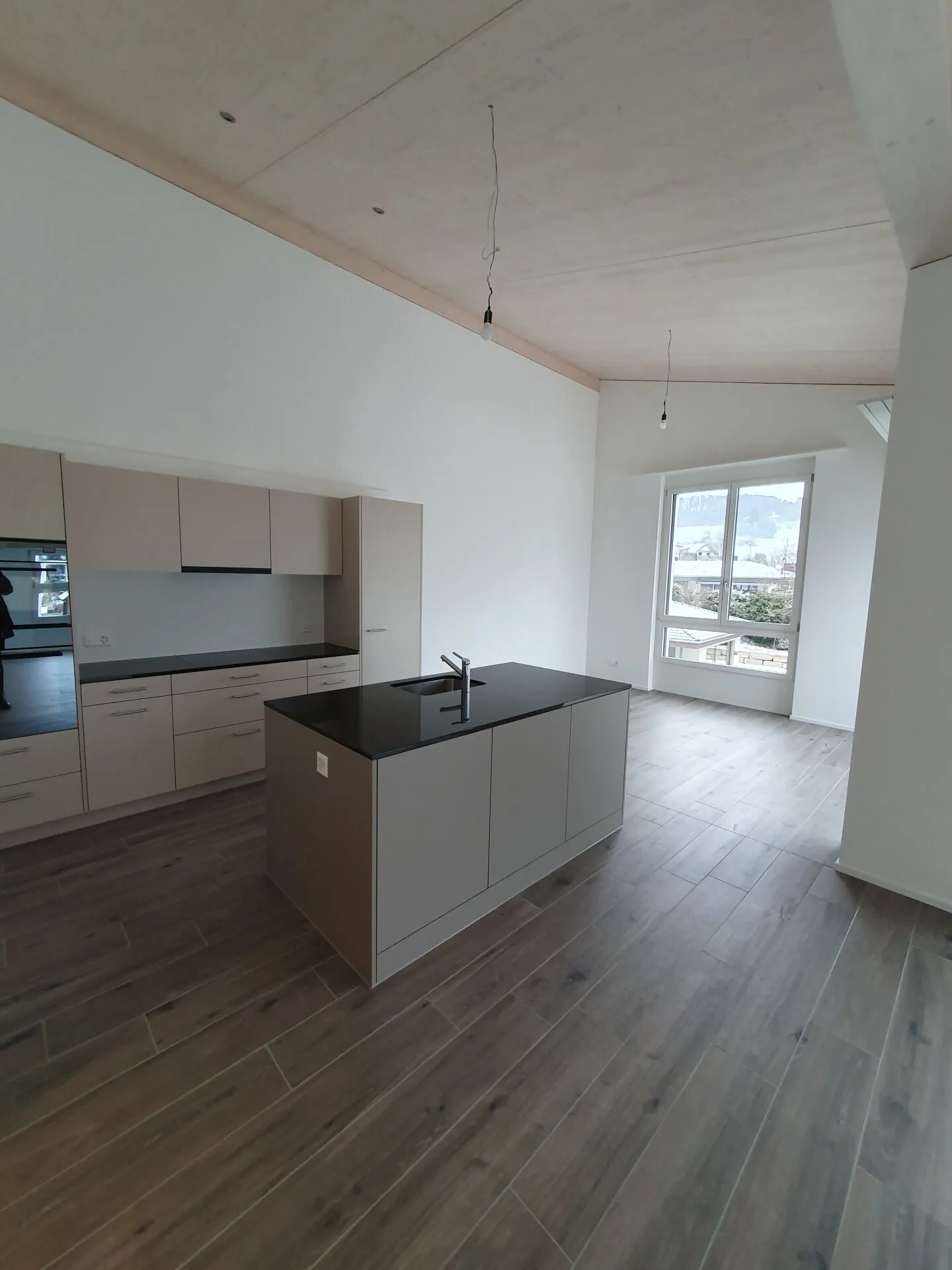 Vente : Appartement en copropriété de 4,5 pièces au dernier étage - Photo 1 sur 13