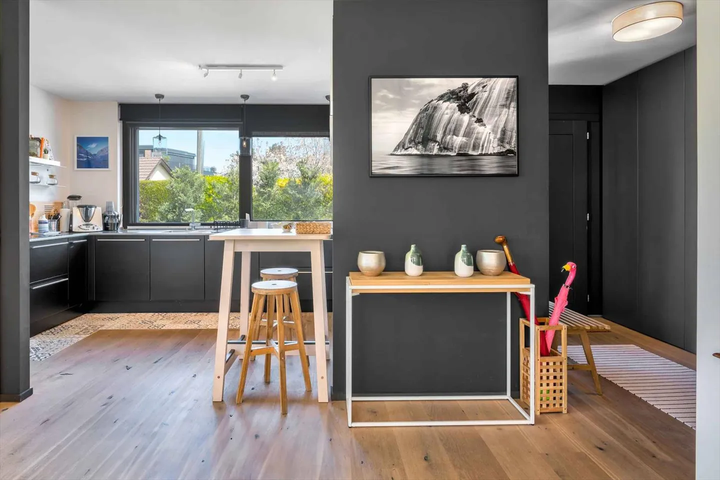 Maison contiguë 6 pièces - Photo 3 sur 13