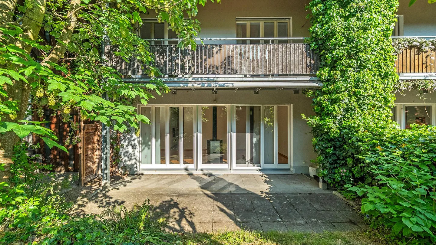 Charmantes Haus mit Garten - Foto 1 von 5