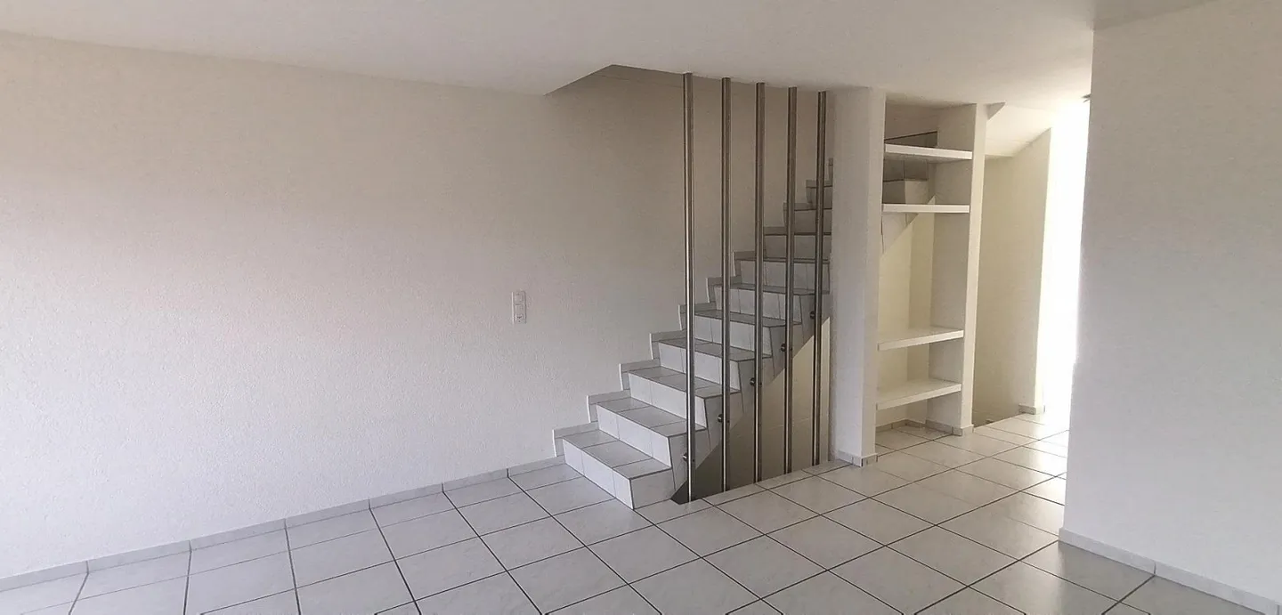 Casa a schiera di 5 camere con vista sull'Aare - Foto 3 di 13