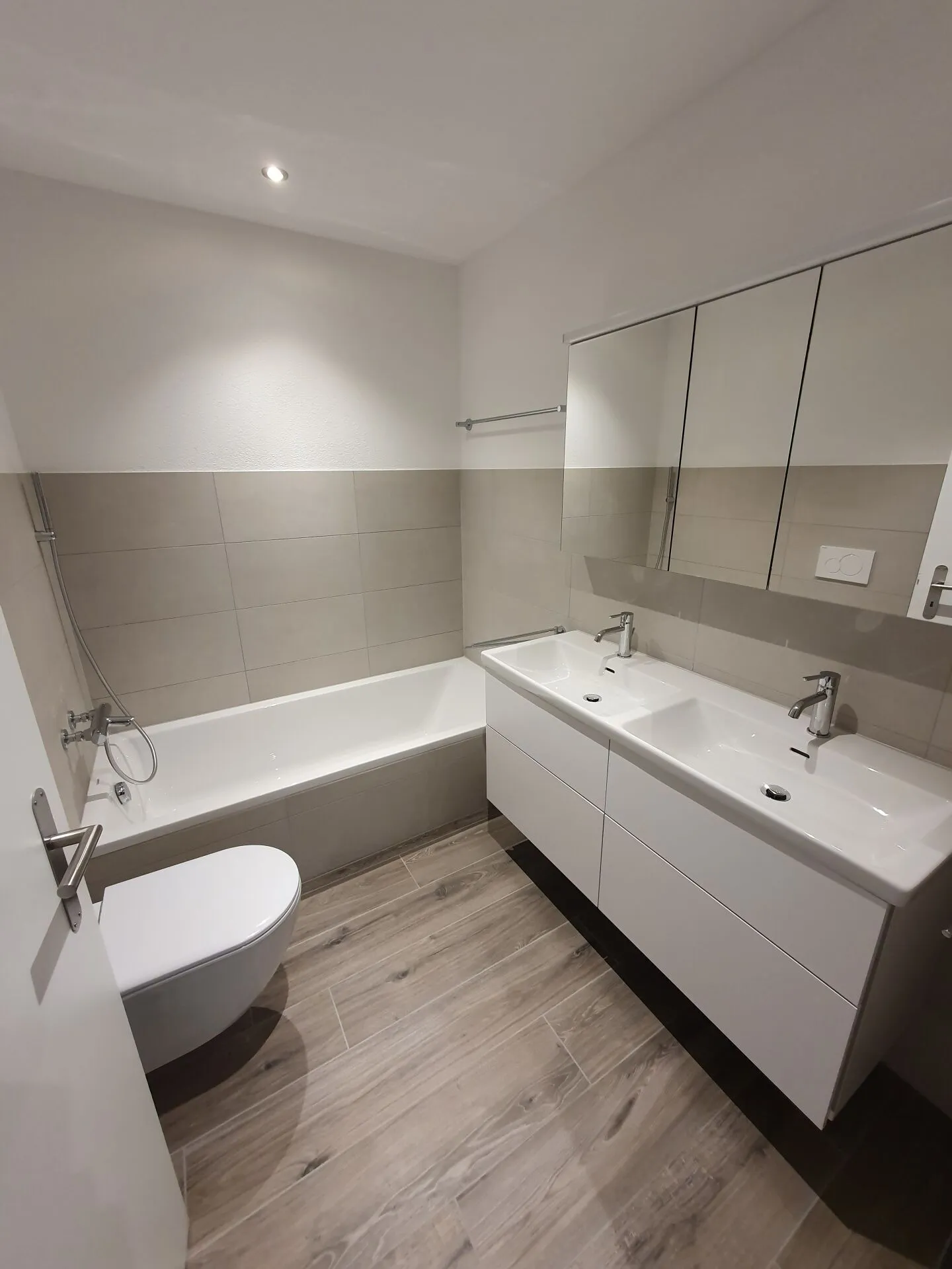 Vente : Appartement en copropriété de 4,5 pièces au dernier étage - Photo 7 sur 13