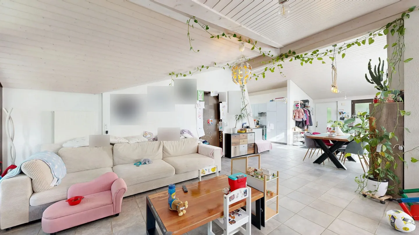 Maison multifamiliale avec trois appartements et trois places de parking extérieures - Photo 23 sur 29