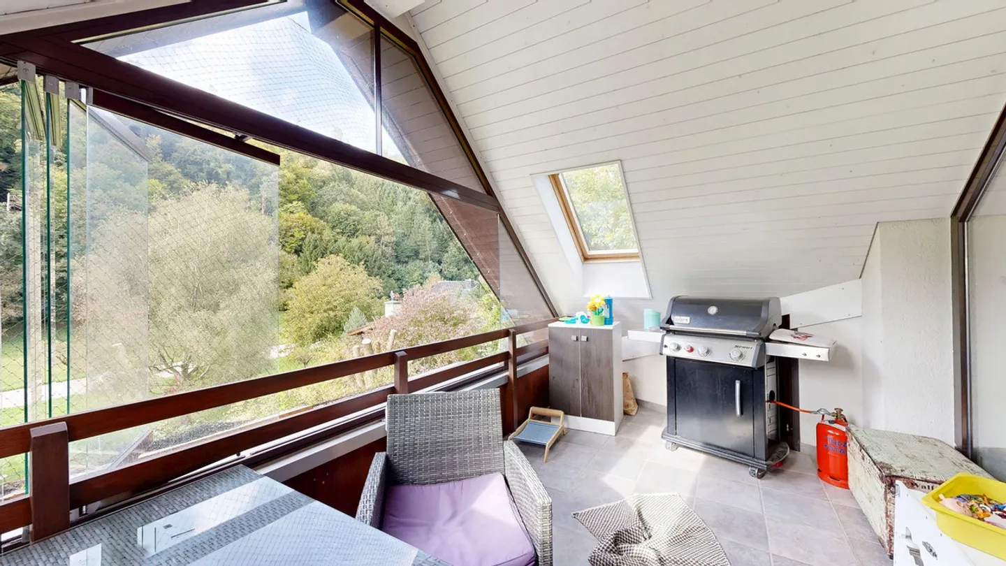 Maison multifamiliale avec trois appartements et trois places de parking extérieures - Photo 28 sur 29