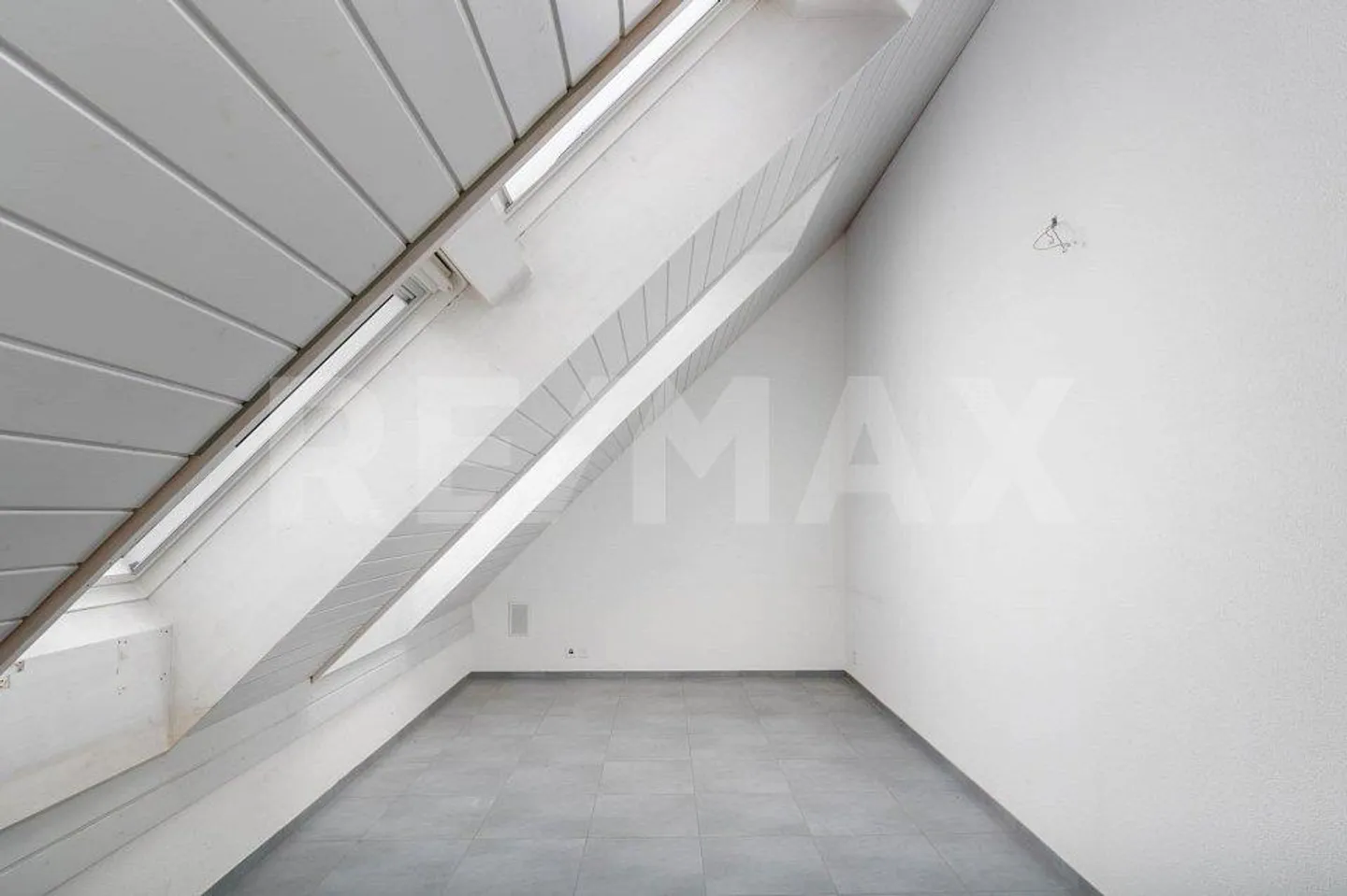 Appartamento moderno di 3,5 locali in vendita a Würenlos – ideale per single... - Foto 7 di 13