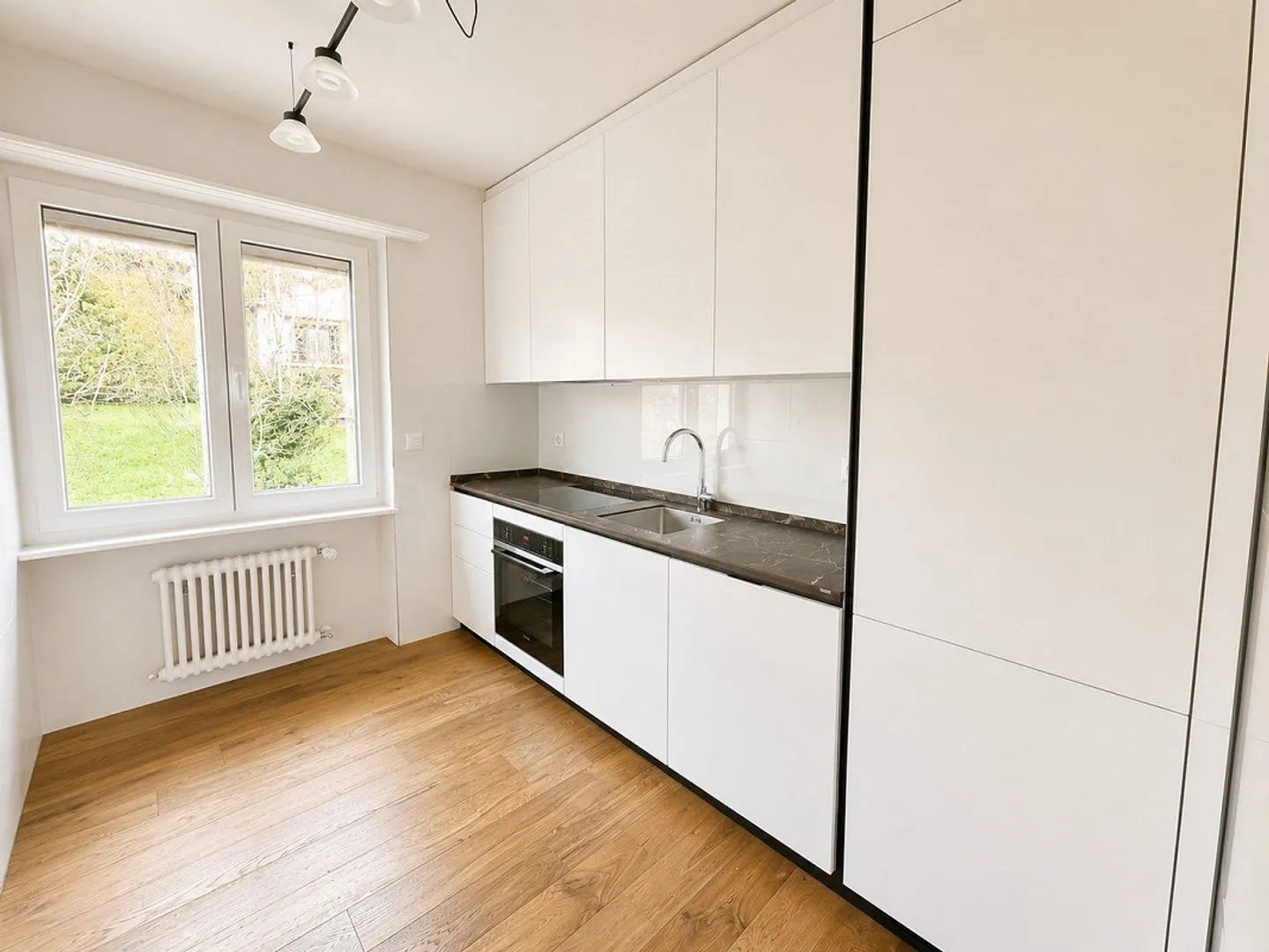 Elegante appartamento di 4,5 stanze in una bella zona residenziale a Stabio - Foto 4 di 10