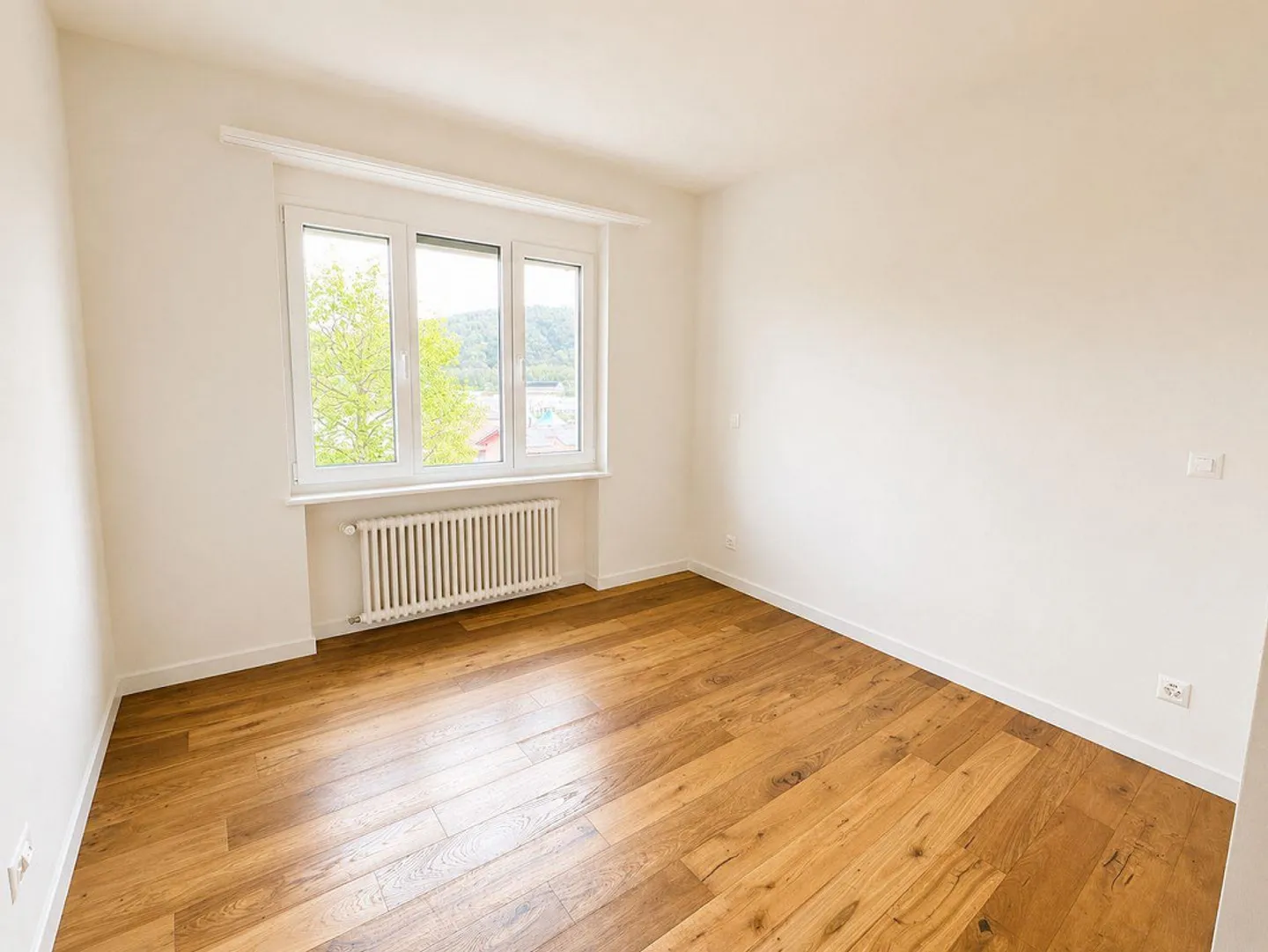 Elegante appartamento di 4,5 stanze in una bella zona residenziale a Stabio - Foto 8 di 10