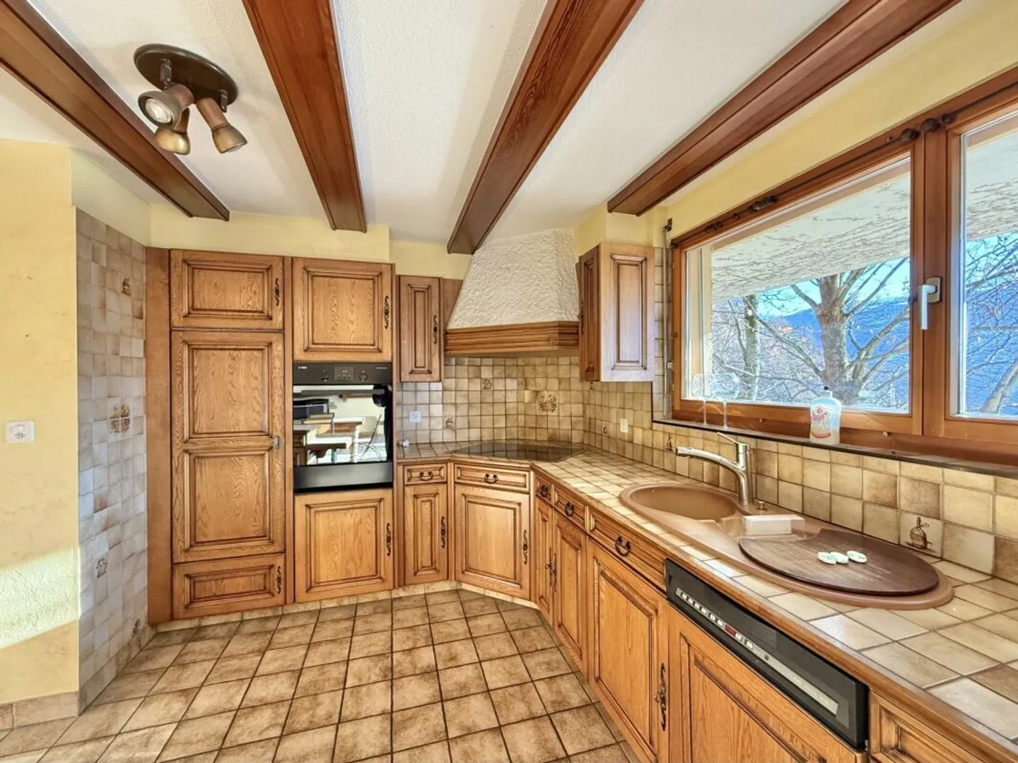 Grande maison avec beaucoup de potentiel à Chamoson - Photo 17 sur 31