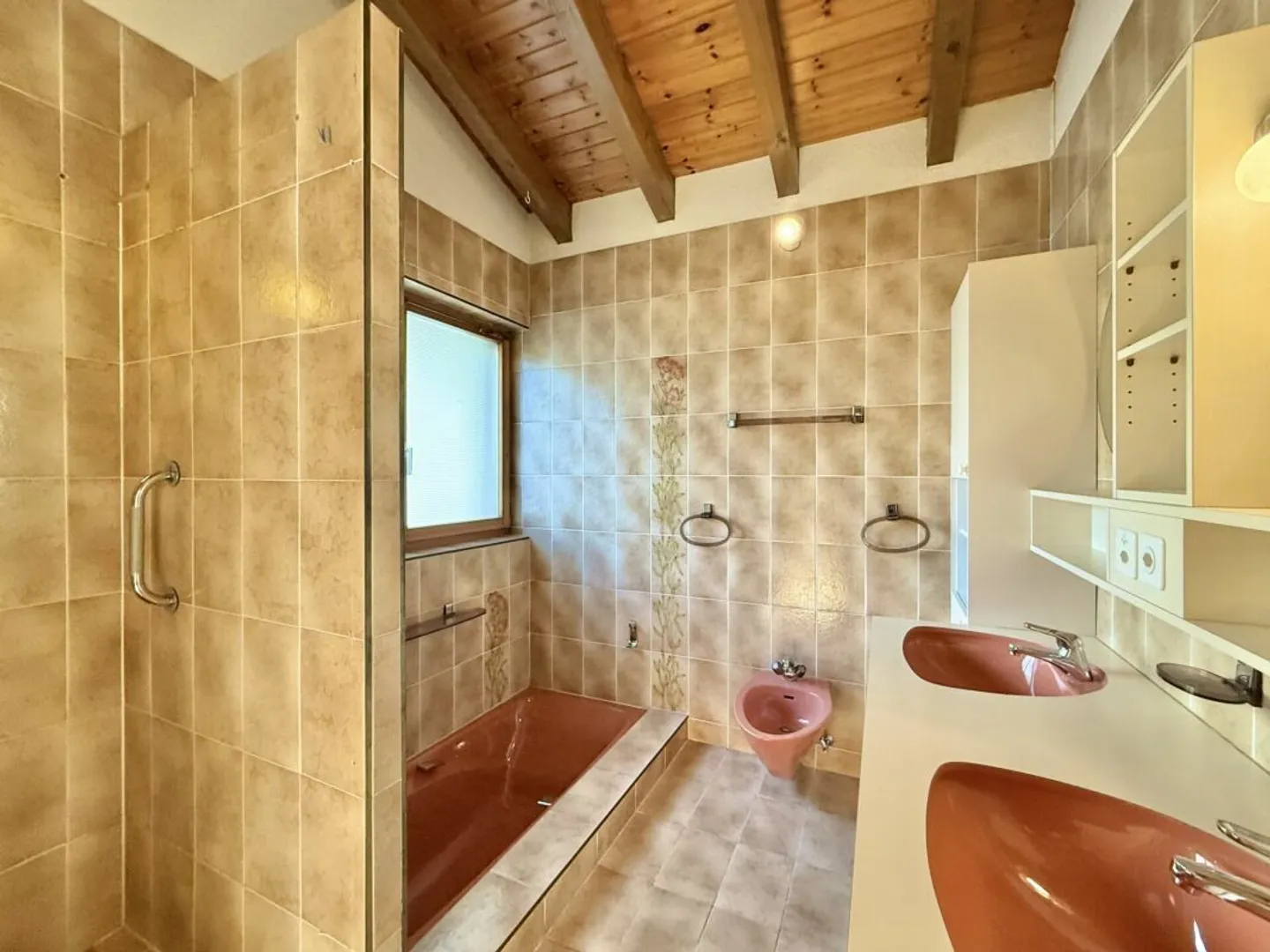 Grande maison avec beaucoup de potentiel à Chamoson - Photo 21 sur 31