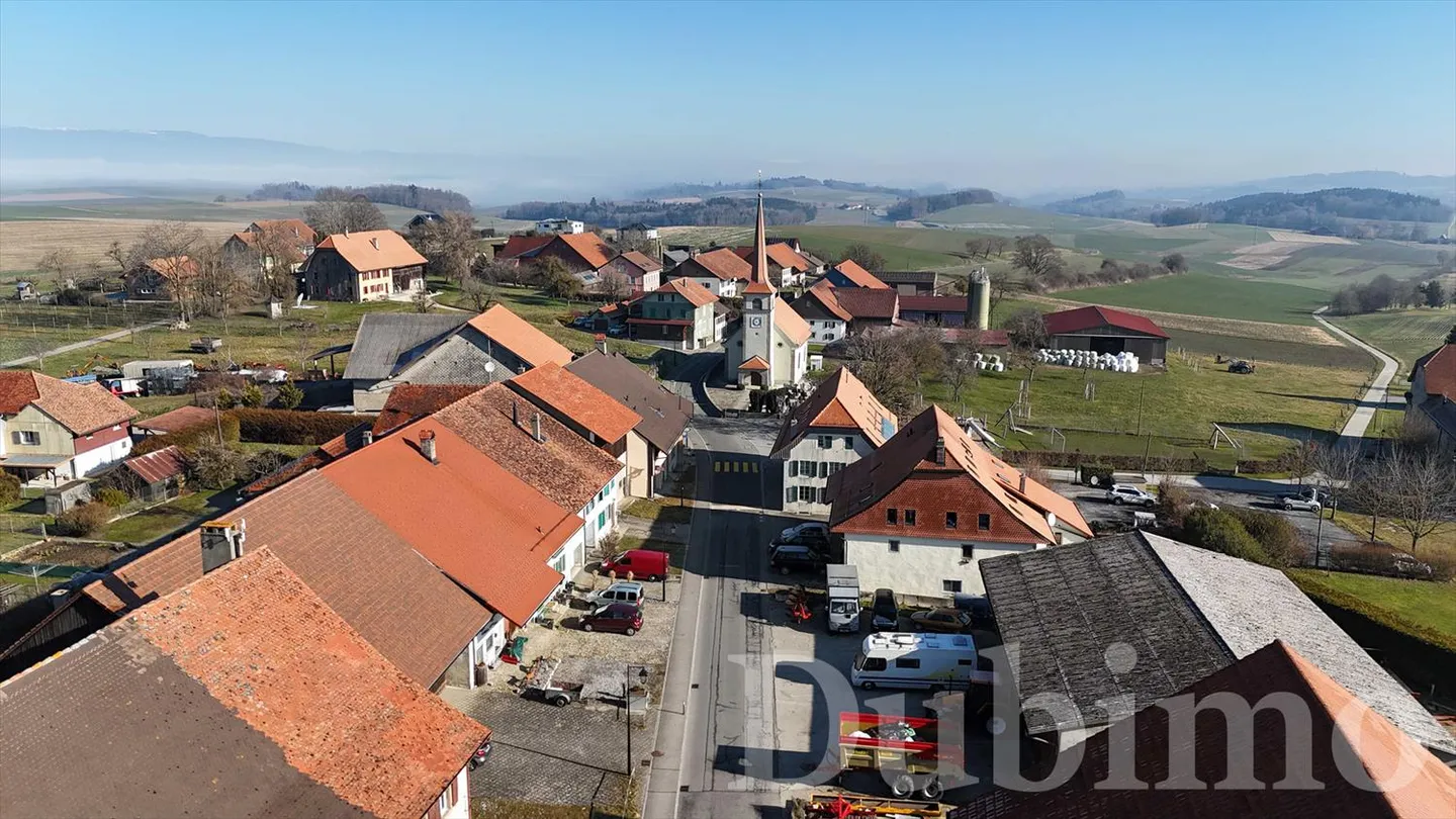 House in the village with 6.5 rooms and great potential - Photo 10 of 11