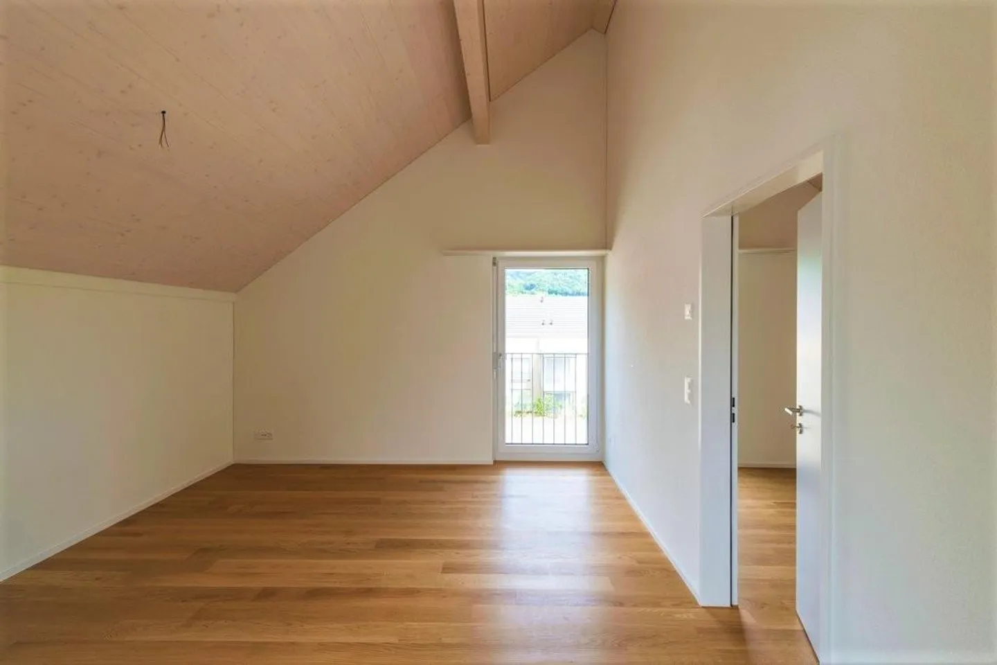 Appartement moderne de 3,5 pièces à louer dans la verdure - Photo 5 sur 10