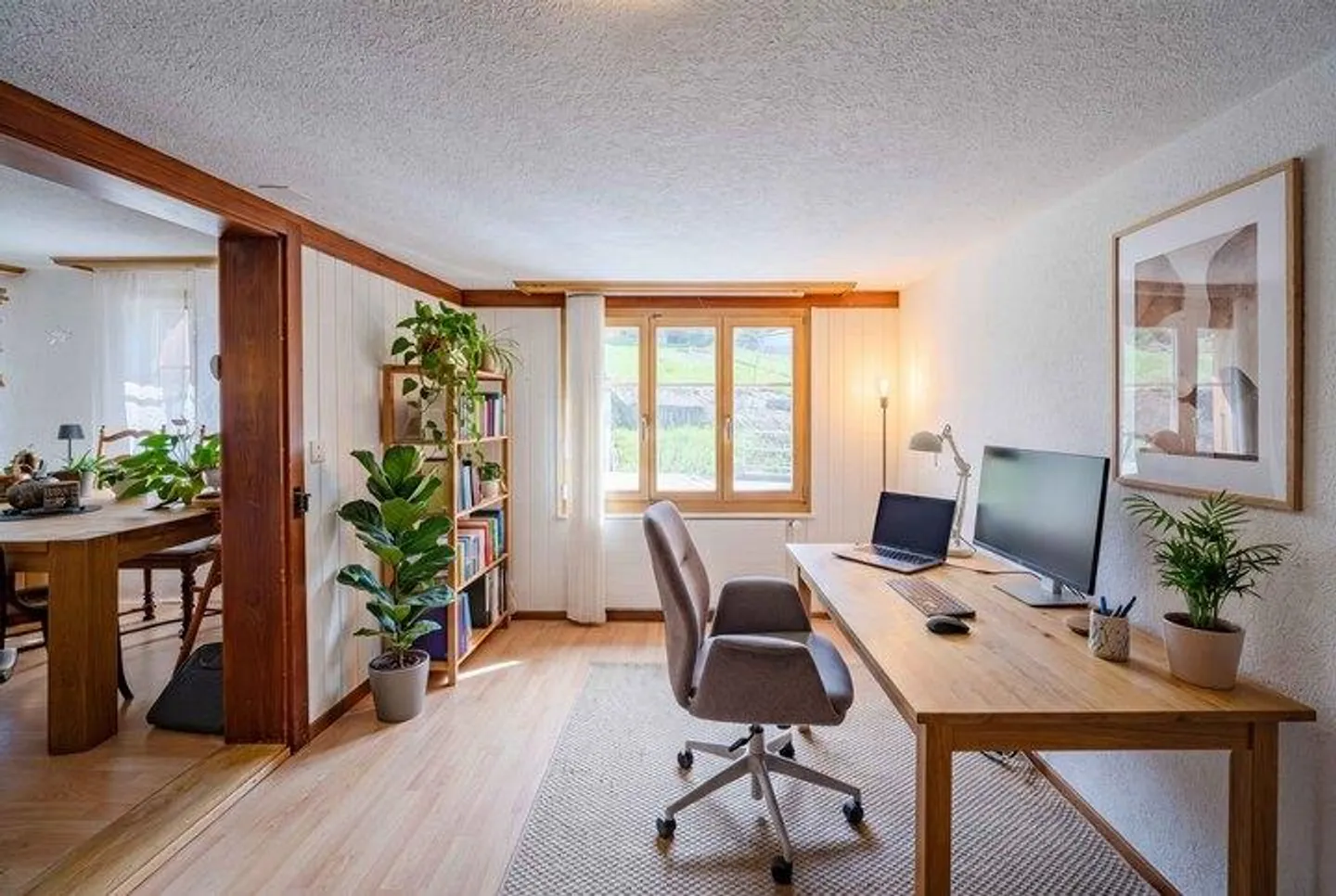 Charmant et Abordable - Maison de 8 Chambres avec Appartement - Photo 5 sur 8
