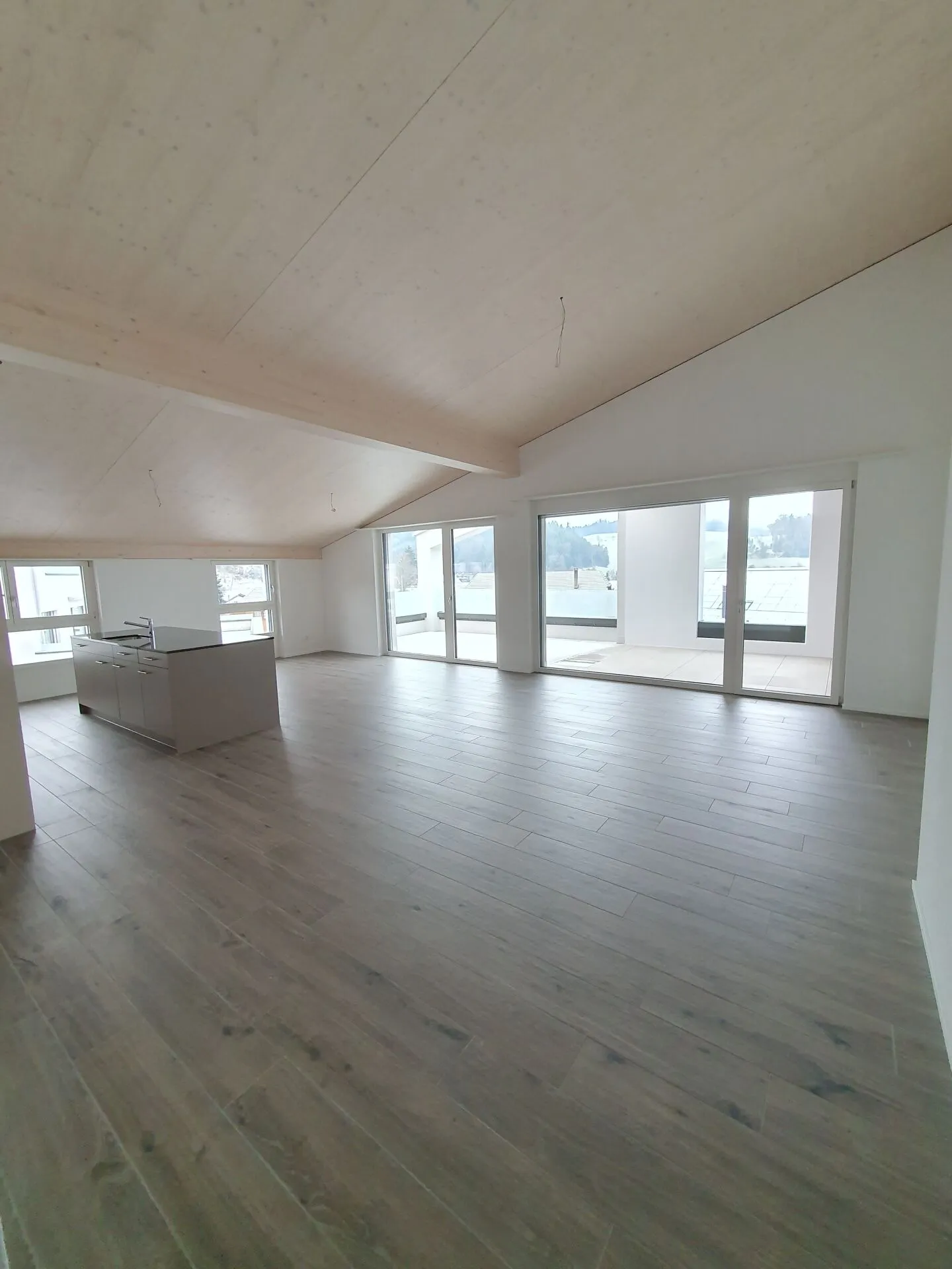 Vente : Appartement en copropriété de 4,5 pièces au dernier étage - Photo 6 sur 13