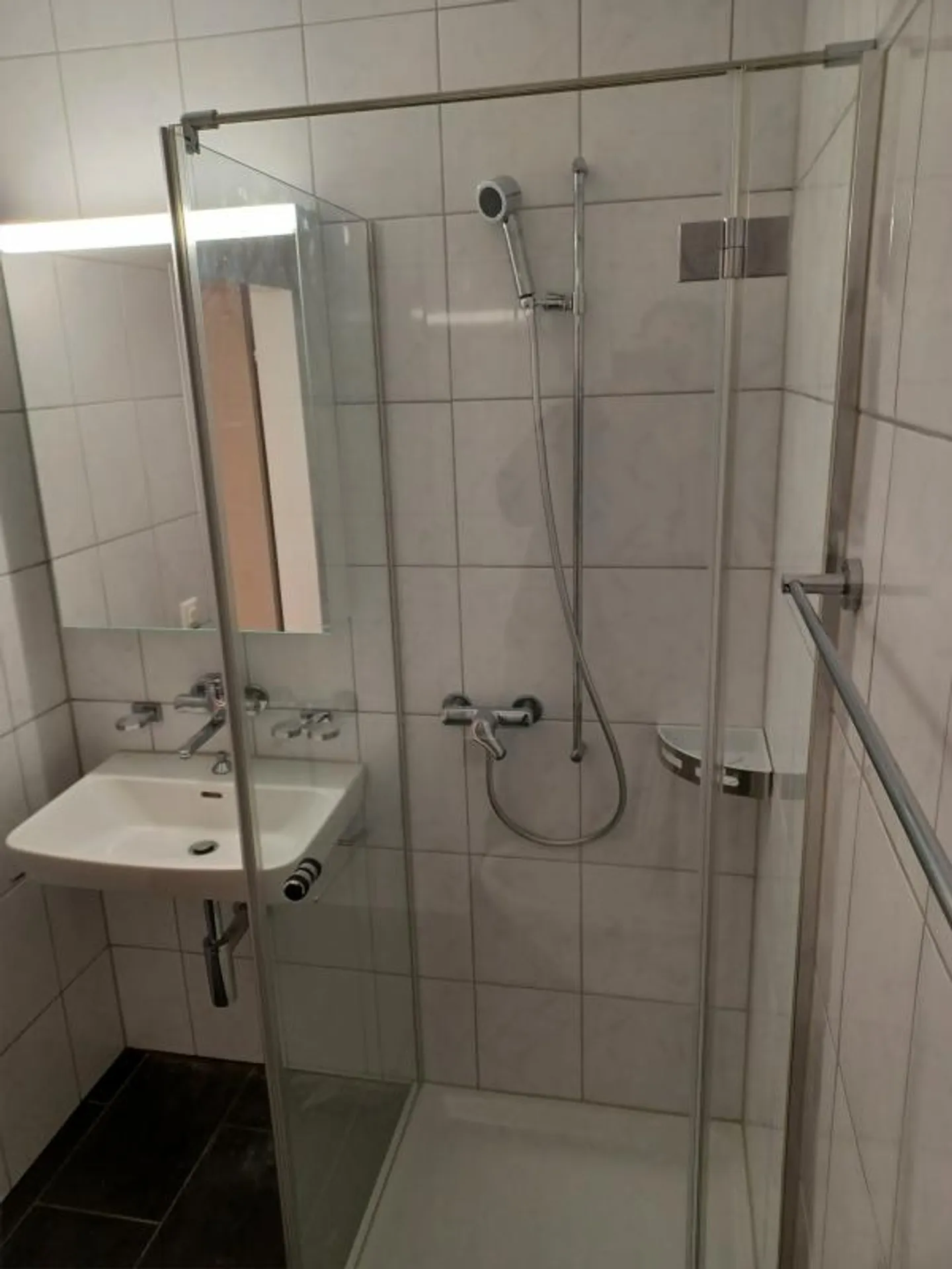 Appartamento 1.0 stanze in una posizione tranquilla - Foto 6 di 8