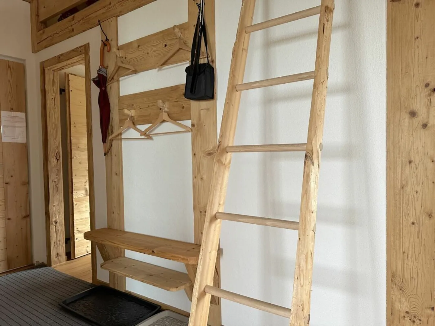 Mountain Chalet - Photo 13 of 19