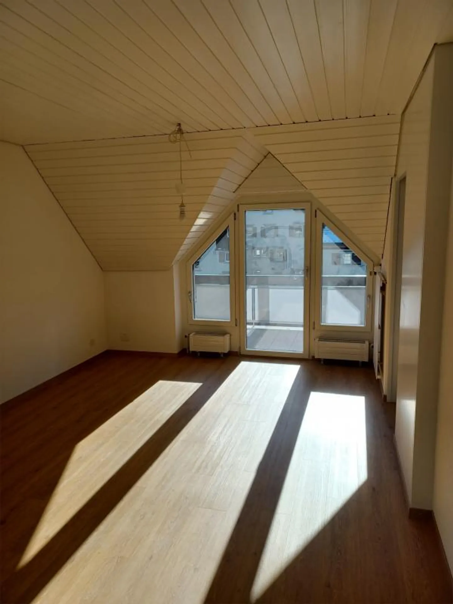 Appartamento 1.0 stanze in una posizione tranquilla - Foto 3 di 8