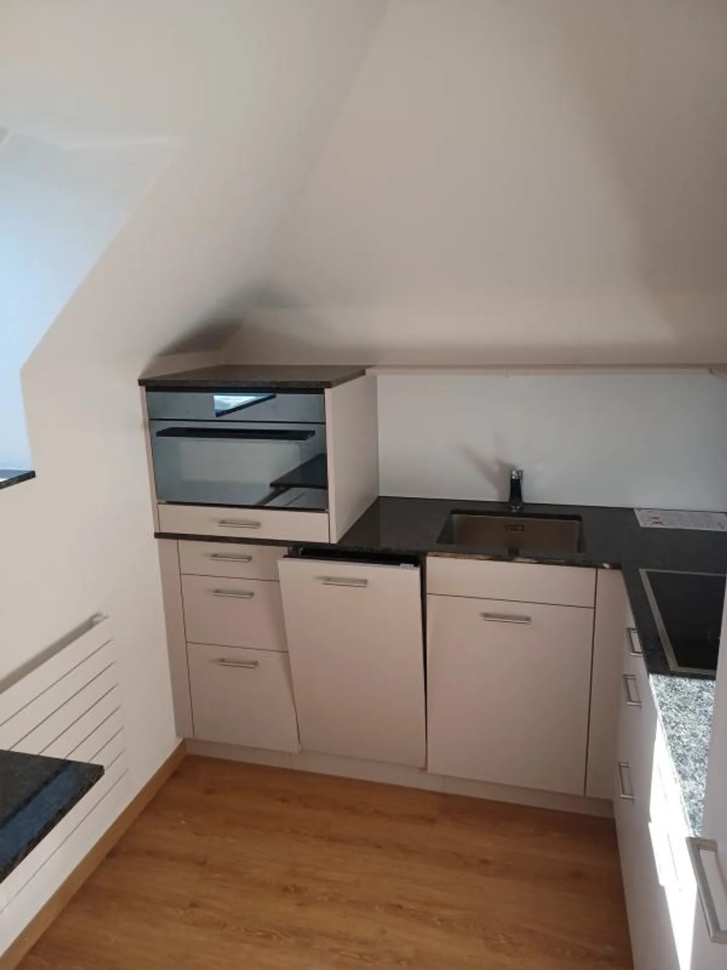 Appartamento 1.0 stanze in una posizione tranquilla - Foto 4 di 8