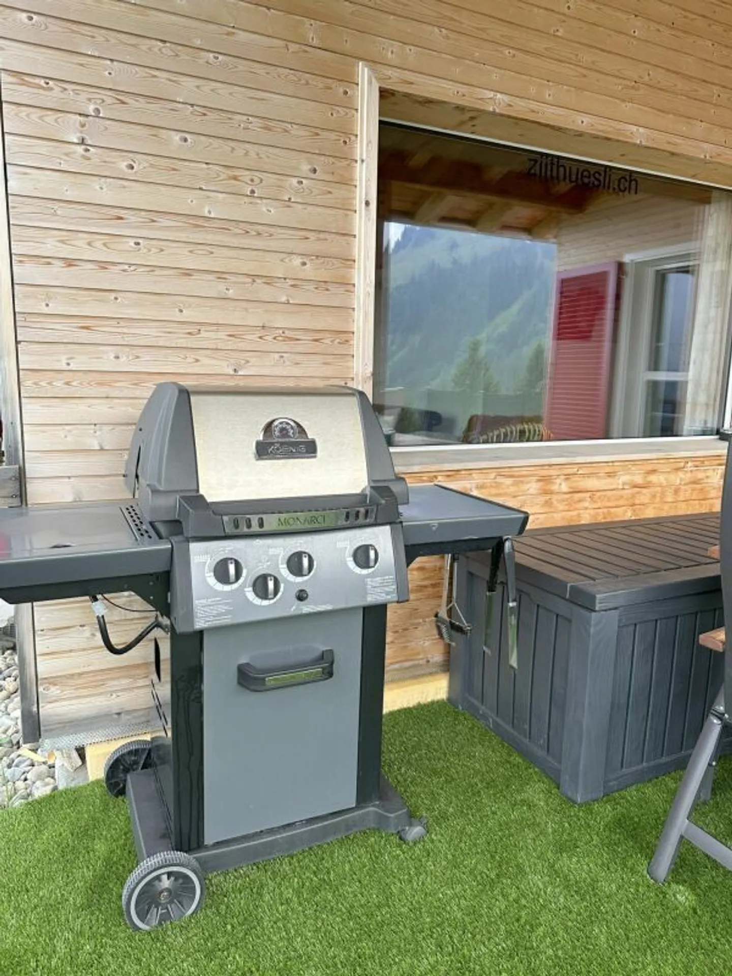 Mountain Chalet - Photo 17 of 19