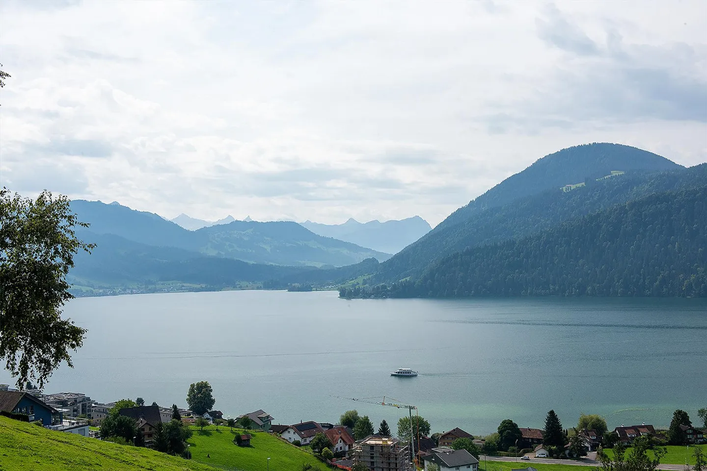 Appartamento 5.5 locali con vista favolosa sul lago/montagna - Foto 7 di 7