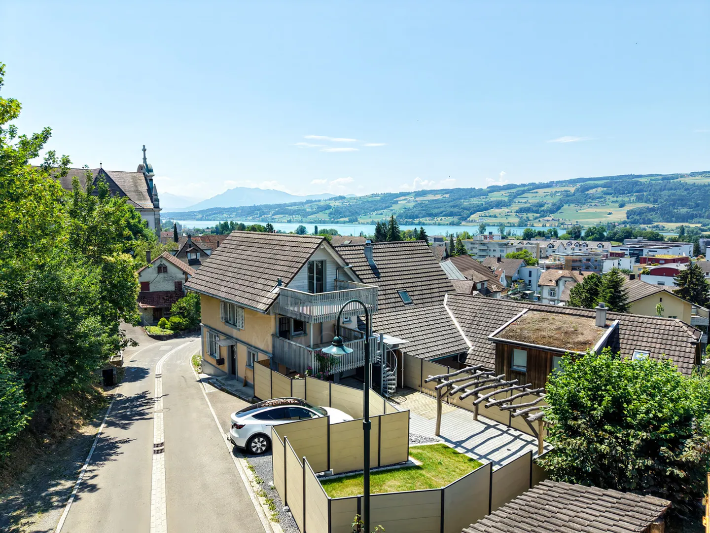 Casa familiare di 4,5 stanze con giardino a Hitzkirch - Foto 1 di 11