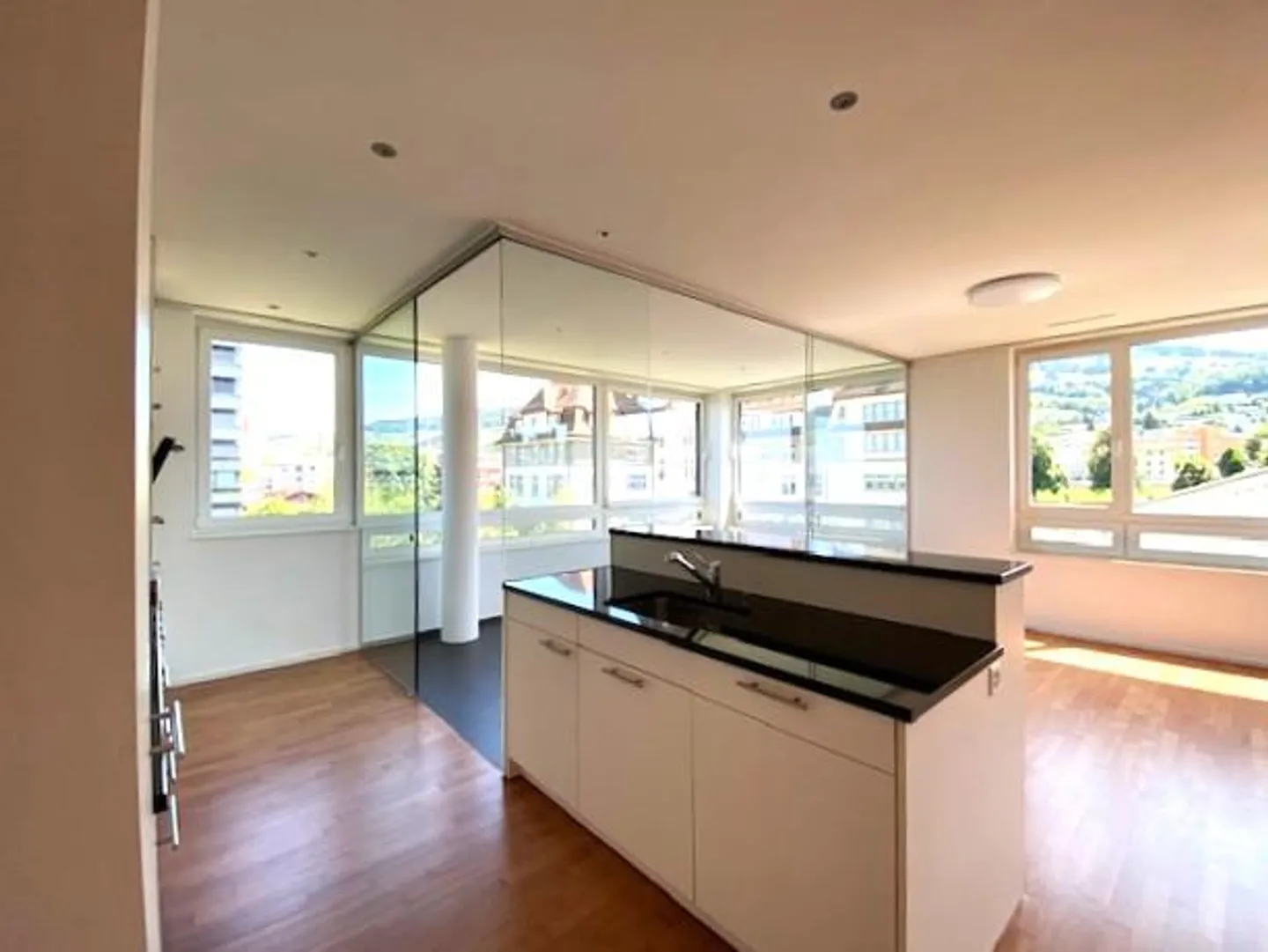 3.5 Room City Apartment 03-3 – Living in the City Forest 3 - Photo 4 of 15