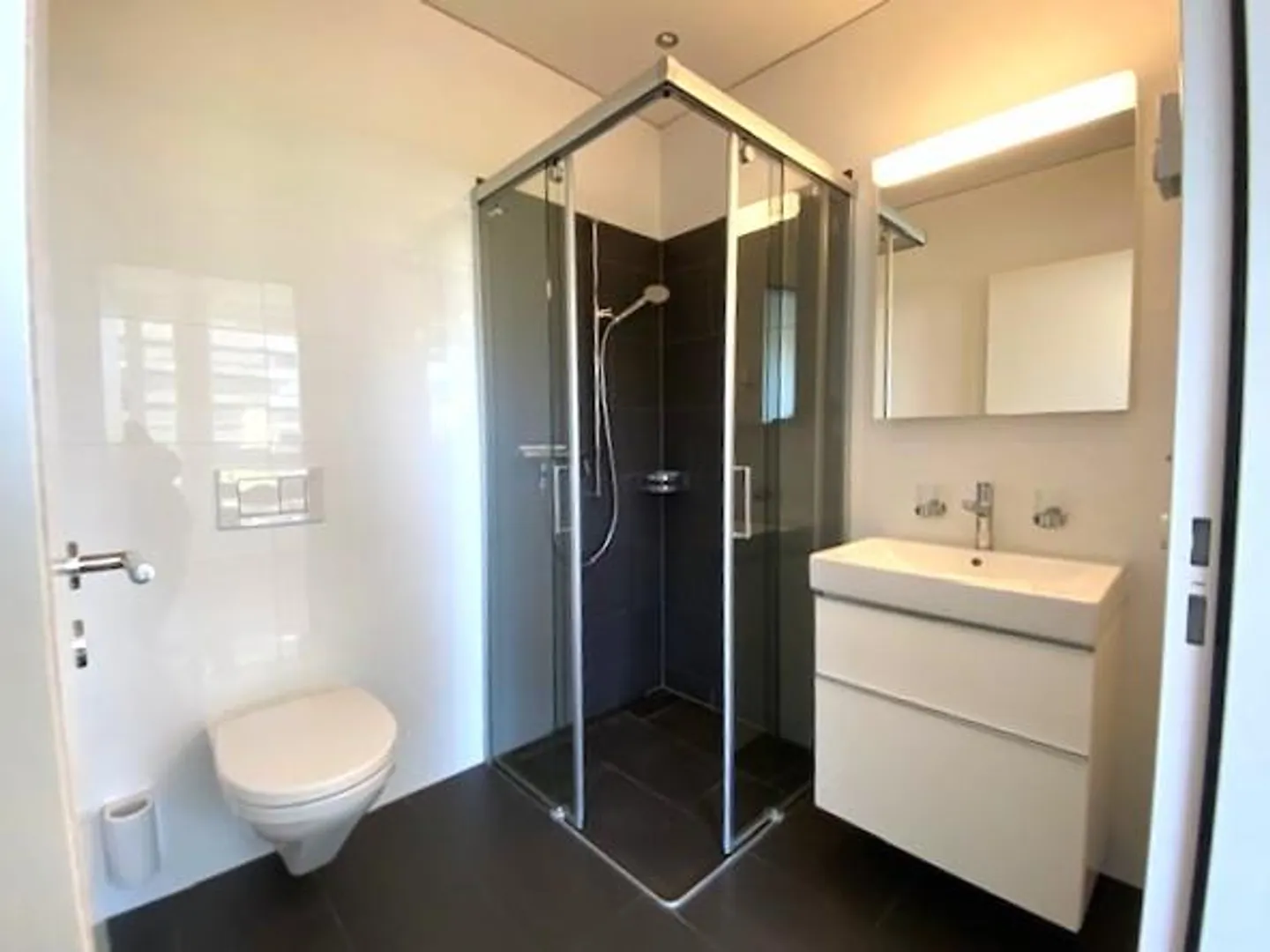 3.5 Room City Apartment 03-3 – Living in the City Forest 3 - Photo 8 of 15