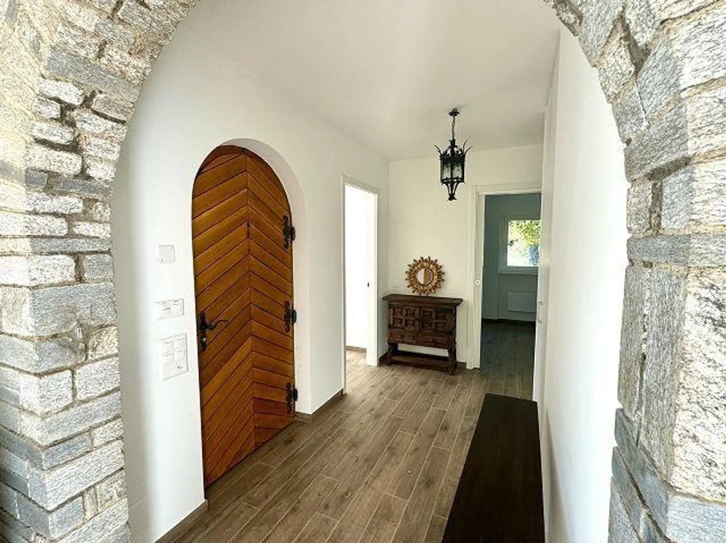 Villa 3 1/2 pièces avec beaucoup de terrain dans un endroit très calme et ensoleillé... - Photo 8 sur 25