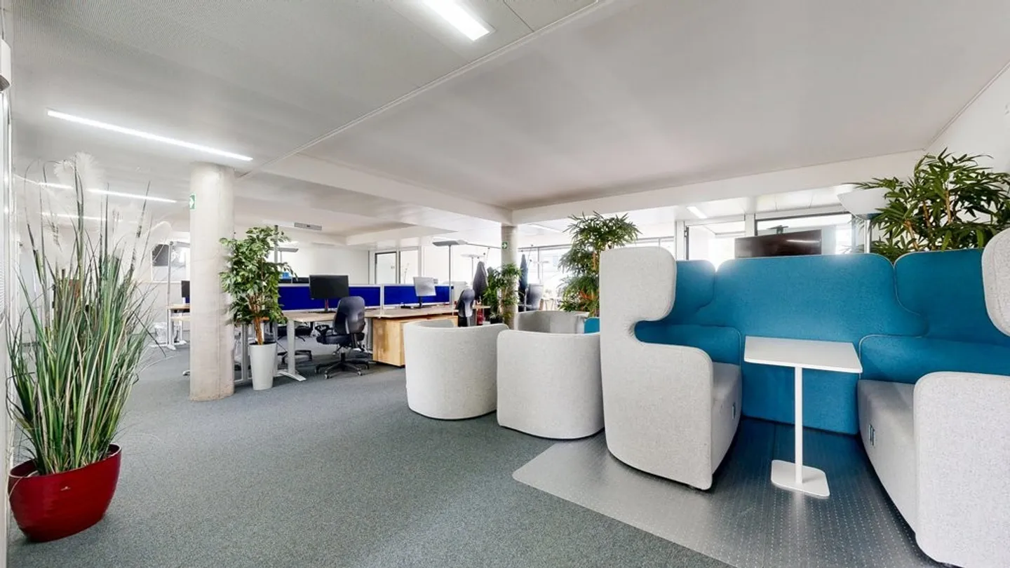 Vos futurs bureaux, à deux pas de toutes les commodités - Photo 8 sur 9