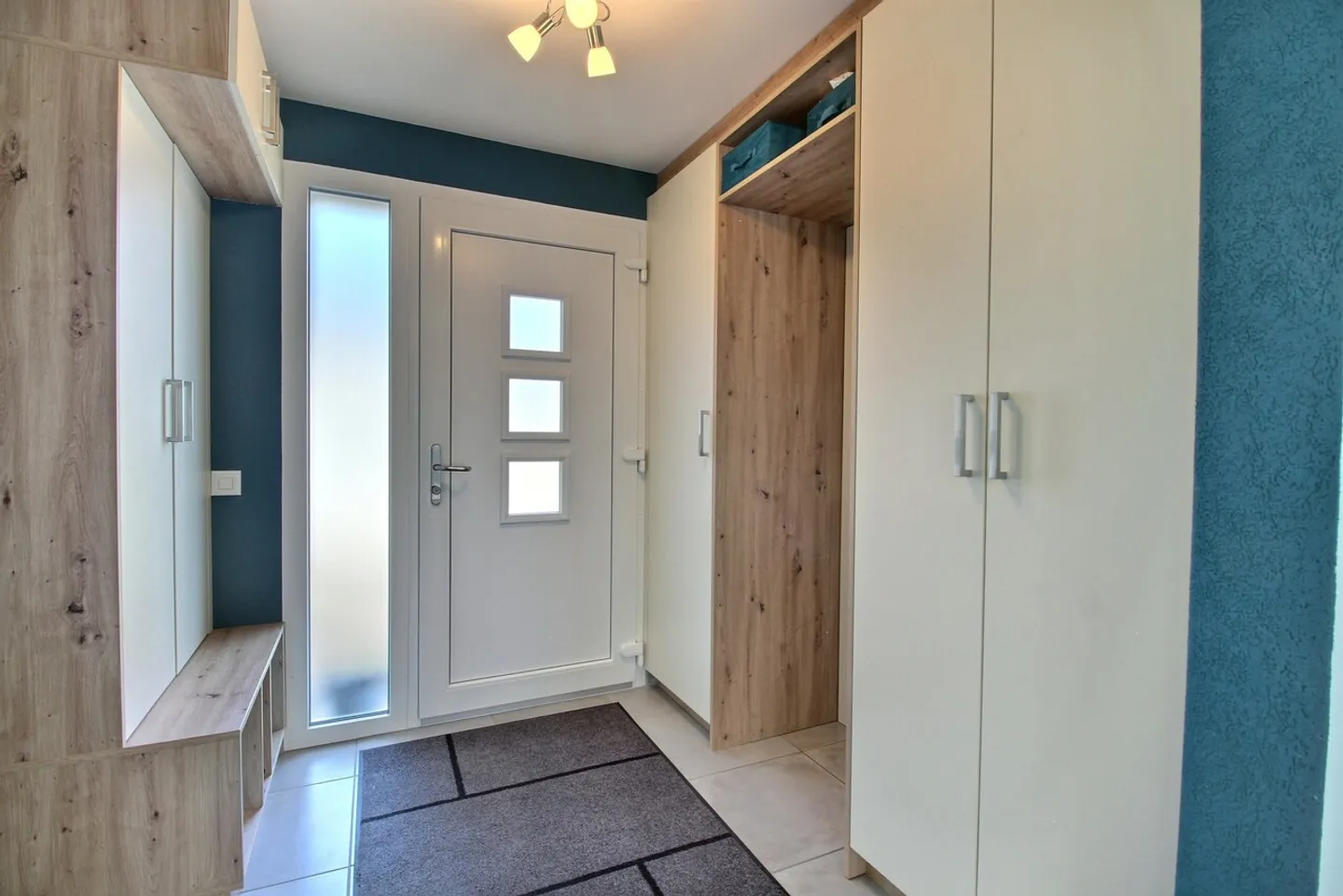 Ein helles, charmantes Familienhaus mit Komfort - Foto 3 von 16