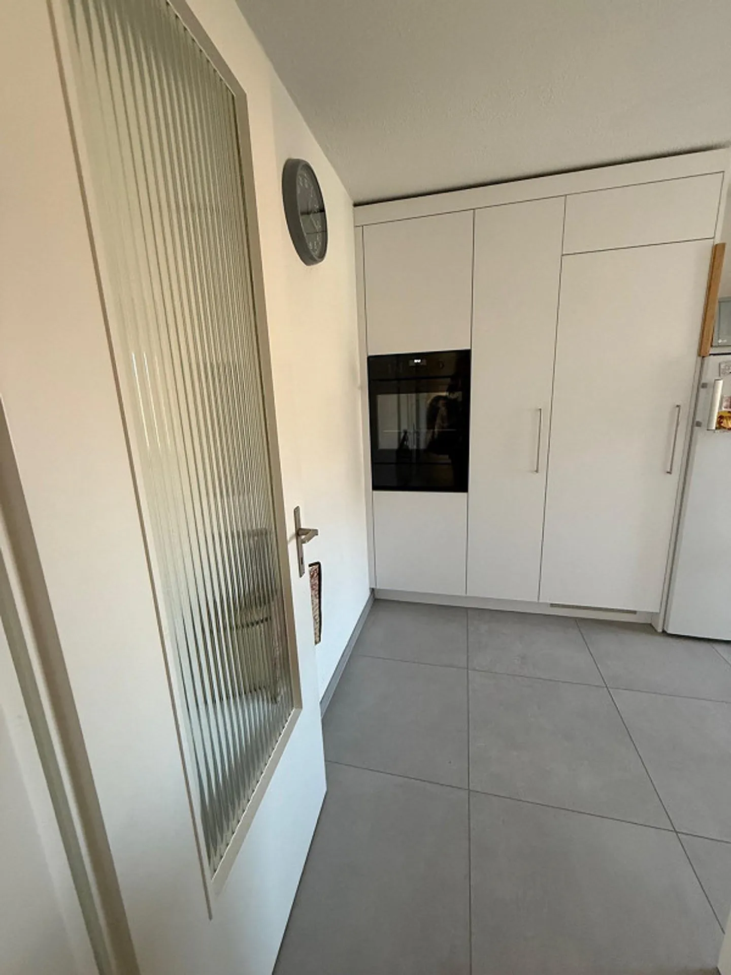 Beautiful and spacious 4-room apartment in Glarus - Photo 2 of 12