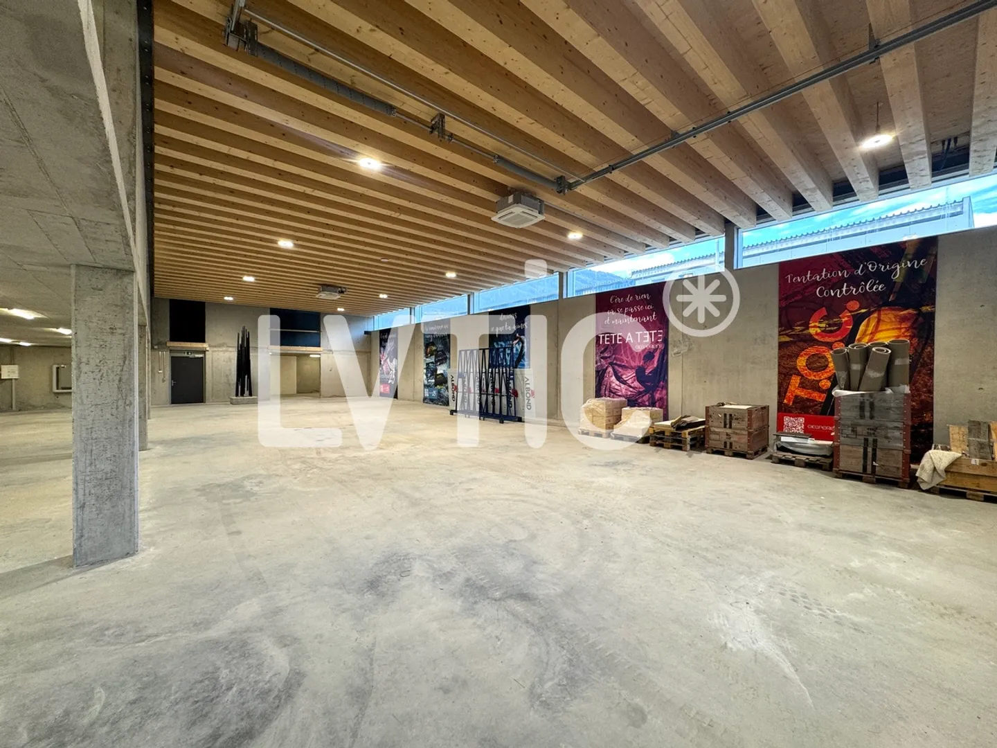 Atelier, Lager, Showroom von 600 m2 zur Miete in Martigny - Foto 5 von 13