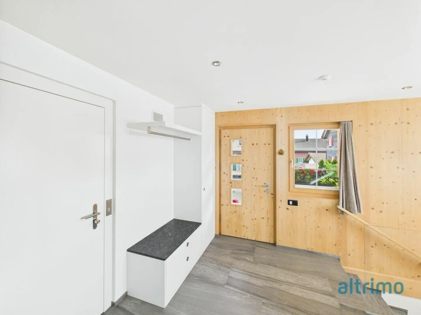 Grosszügige 3.5-Zimmer Parterrewohnung in Zentrumsnähe zu vermieten! - Foto 2 von 14
