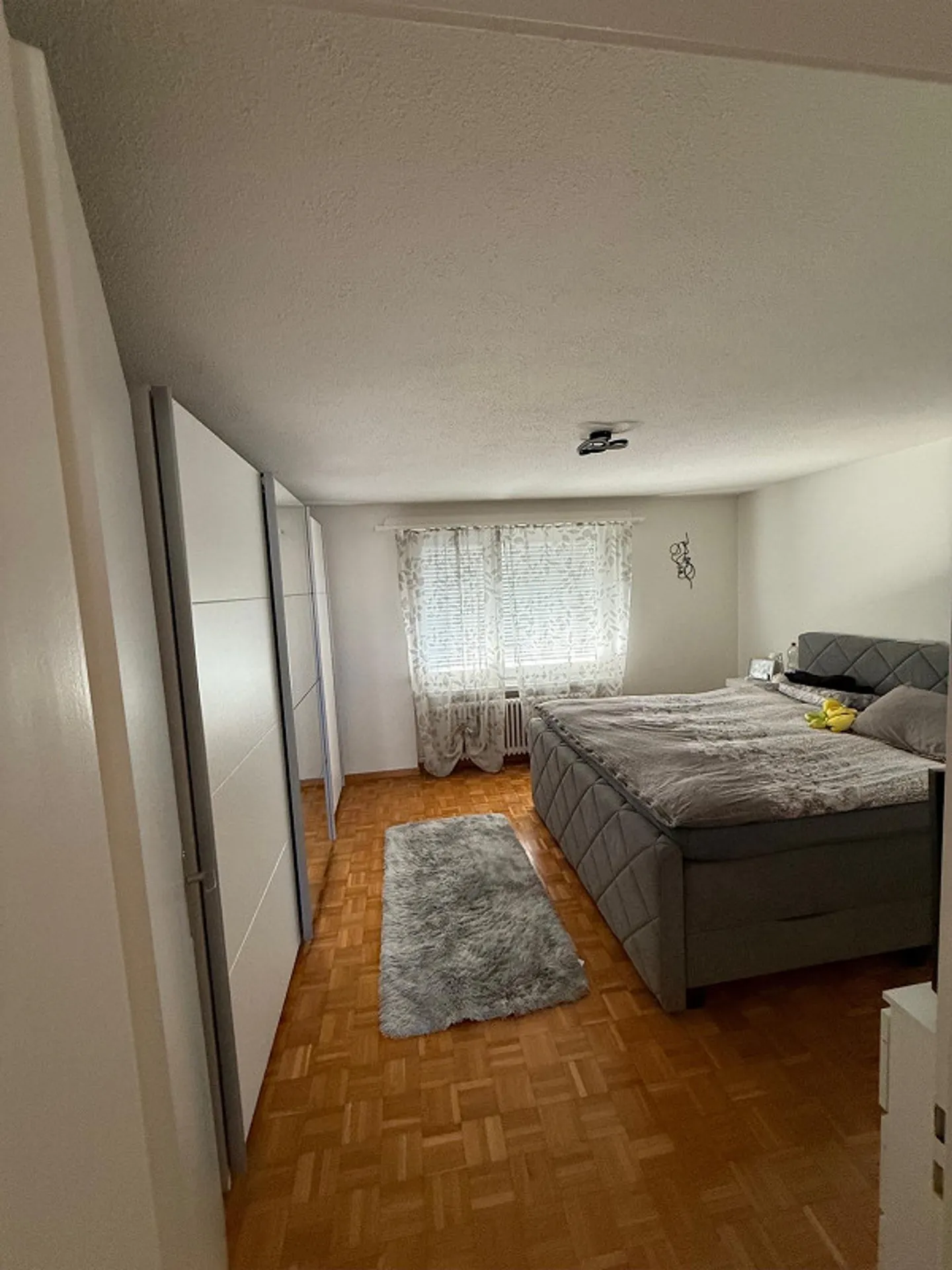 Beautiful and spacious 4-room apartment in Glarus - Photo 9 of 12