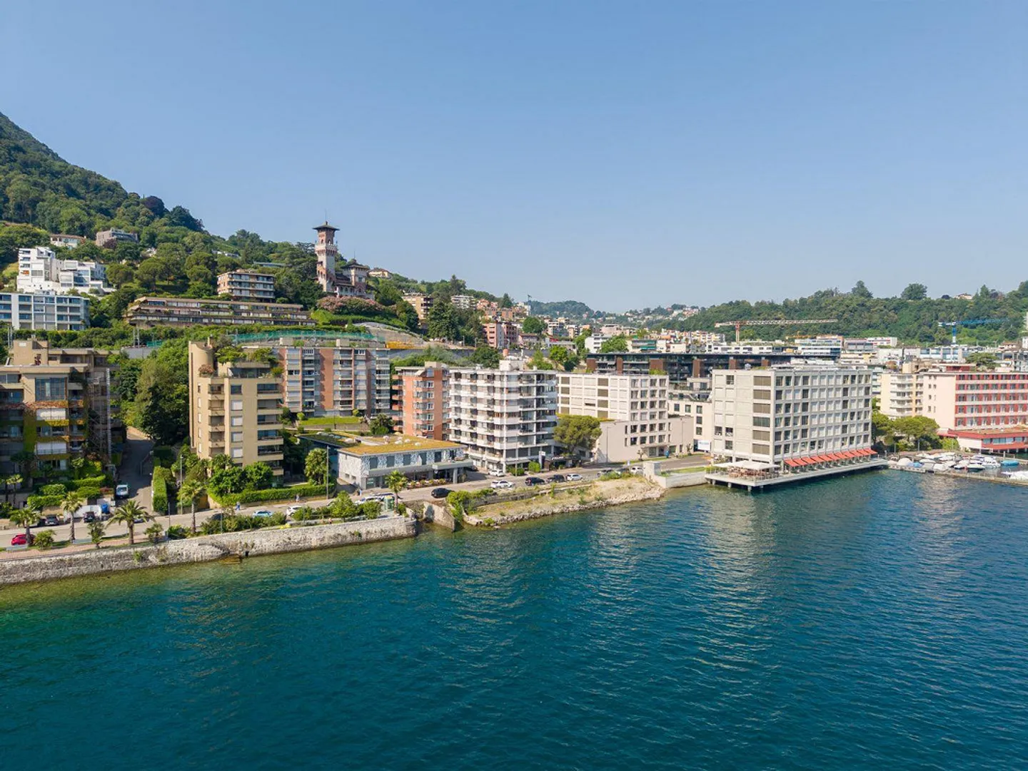 APPARTEMENT DANS LE PARADIS MEUBLÉ - Photo 1 sur 17