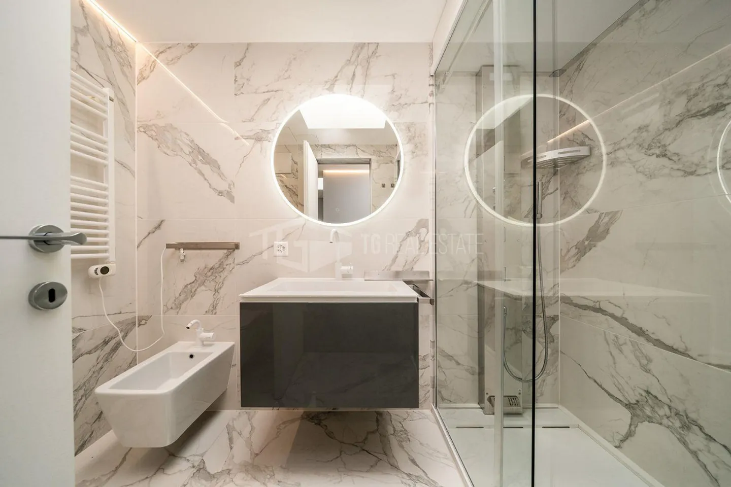 APPARTEMENT DANS LE PARADIS MEUBLÉ - Photo 10 sur 17