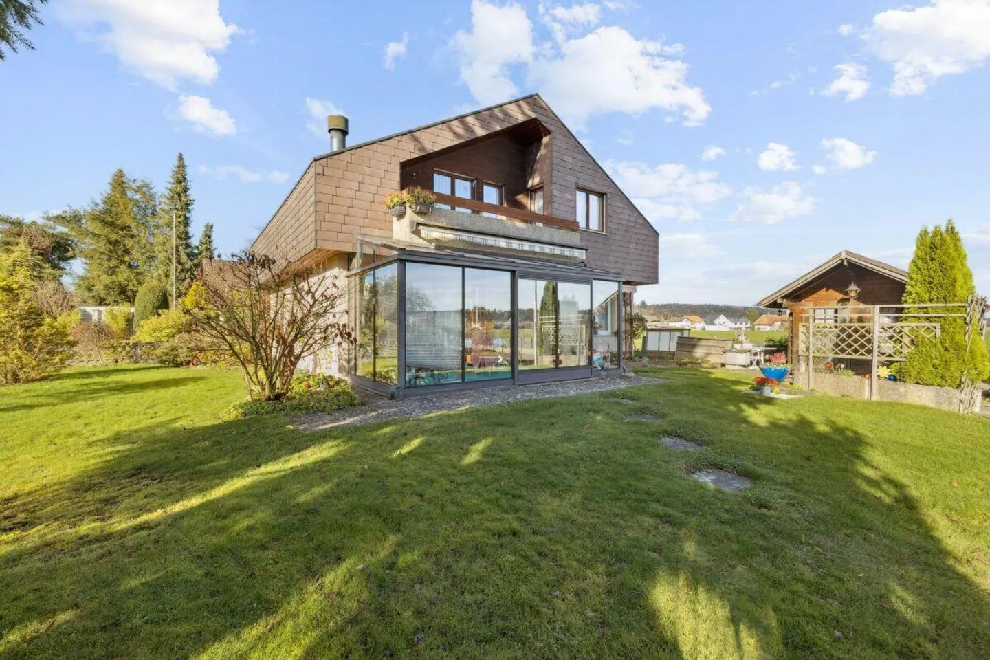 Einfamilienhaus mit schönem Garten - Foto 6 von 25