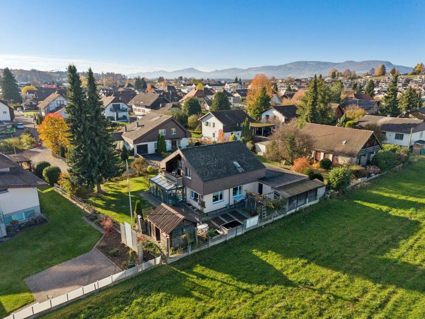 Einfamilienhaus mit schönem Garten - Foto 8 von 25