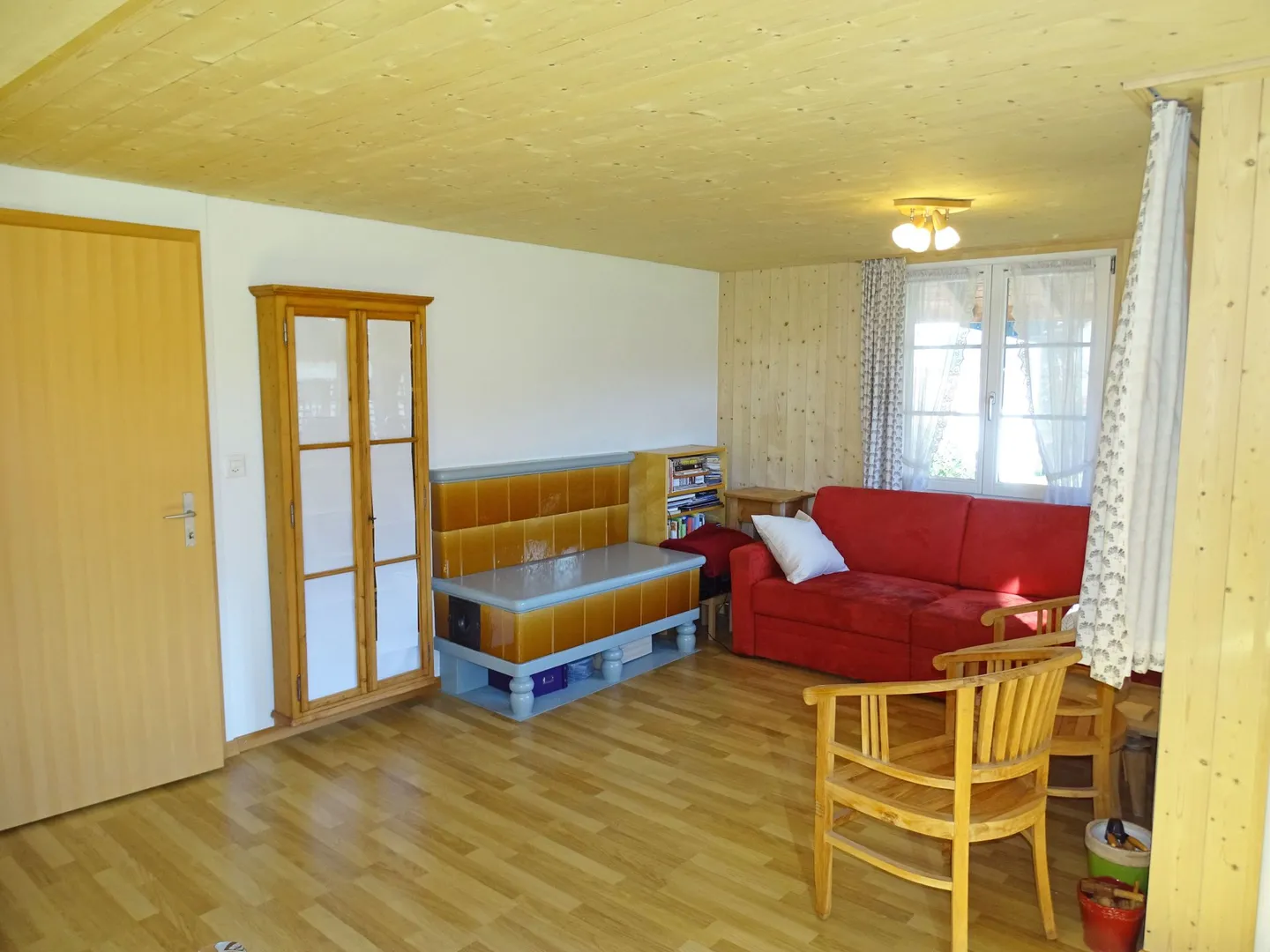 Appartement calme de 3,5 pièces au 1er étage avec balcon ensoleillé - Photo 4 sur 8