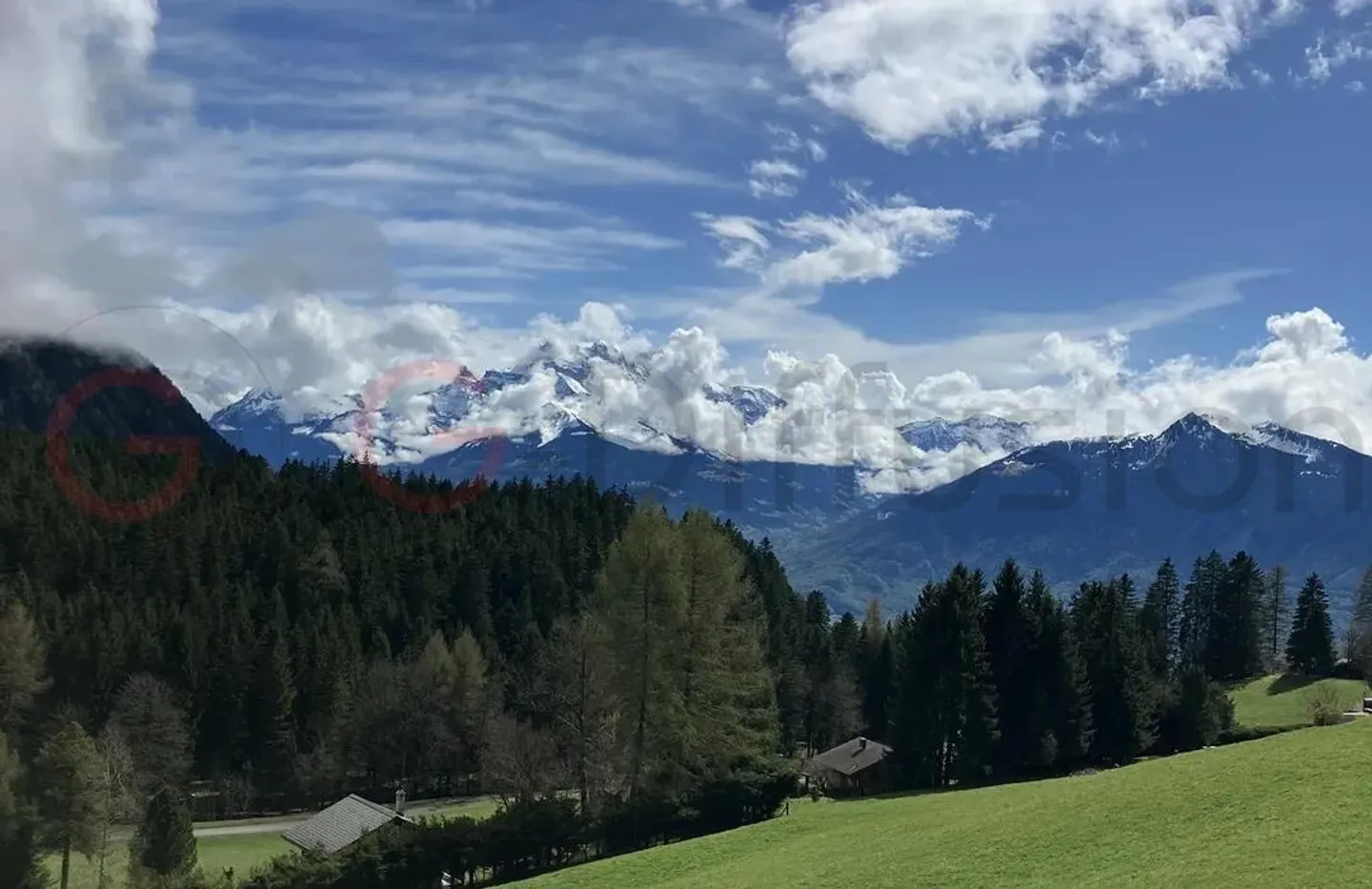 Wunderschönes Einfamilienhaus mit 2 Wohnungen zum Verkauf in Corbeyrier - Foto 2 von 5
