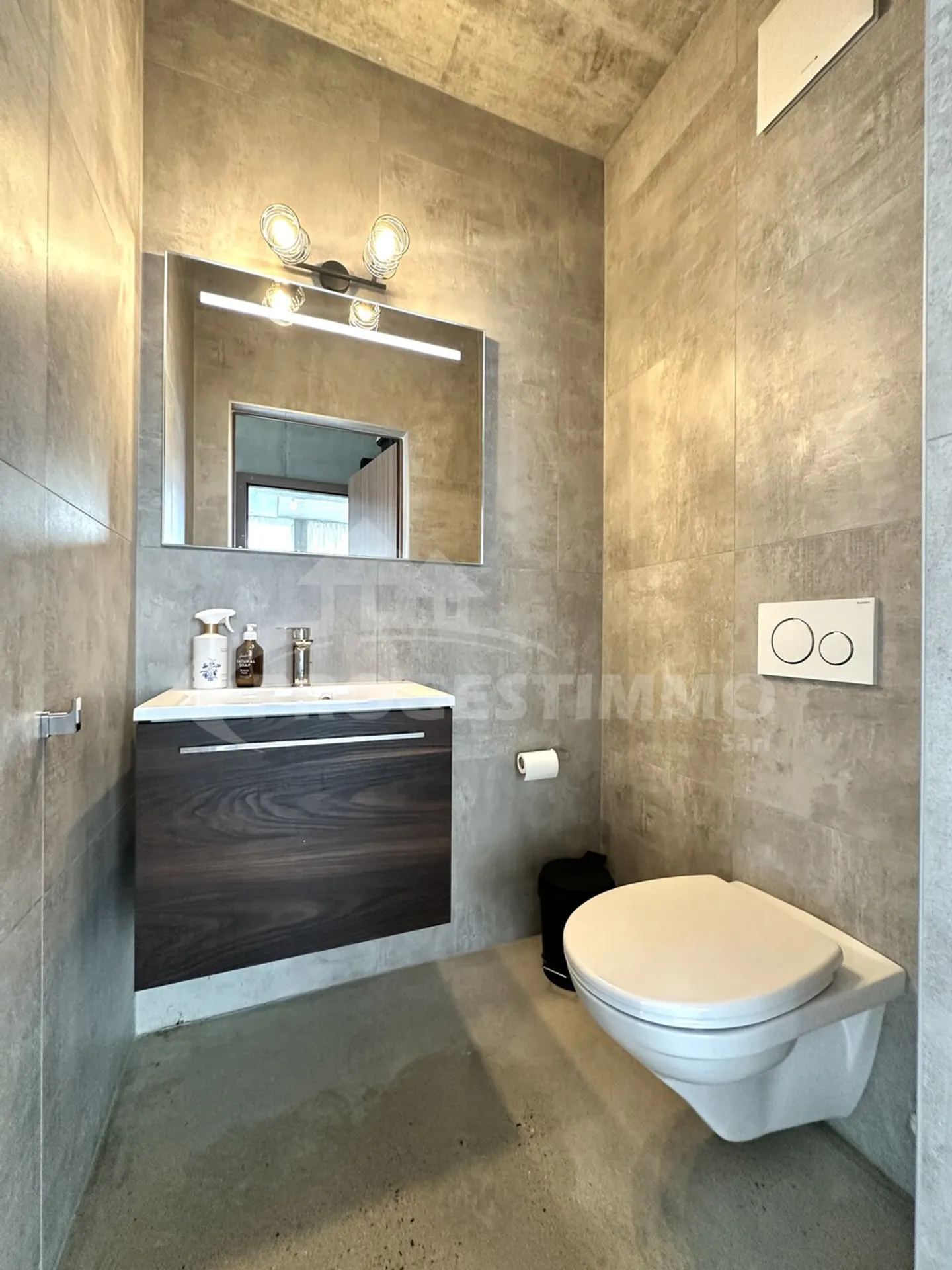 HELLUND MODERN - VISTA IMCOMPARABILE - Foto 17 di 18