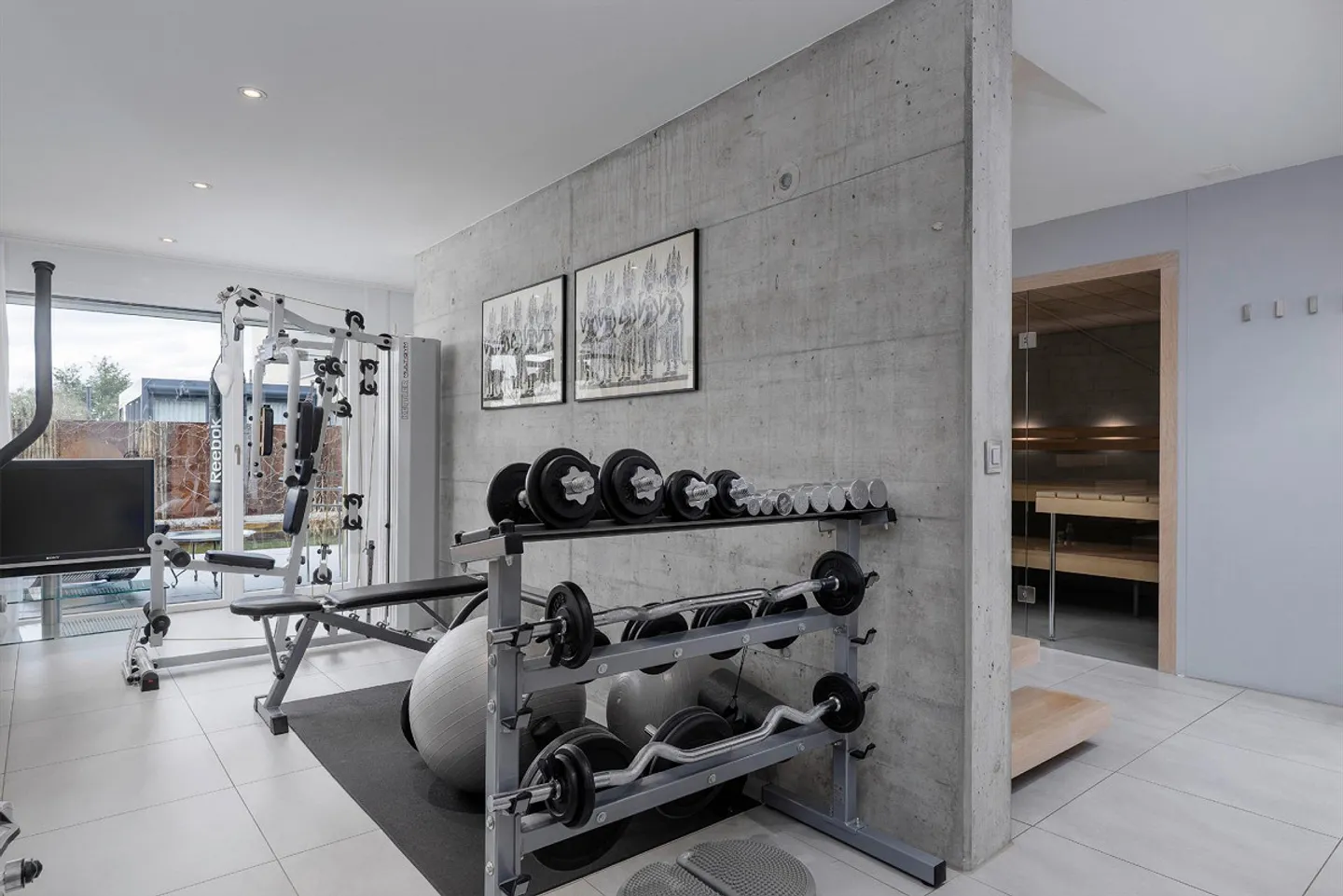 Oasis of Excellence: Design, Wellness & Nature Combined - Photo 6 of 9