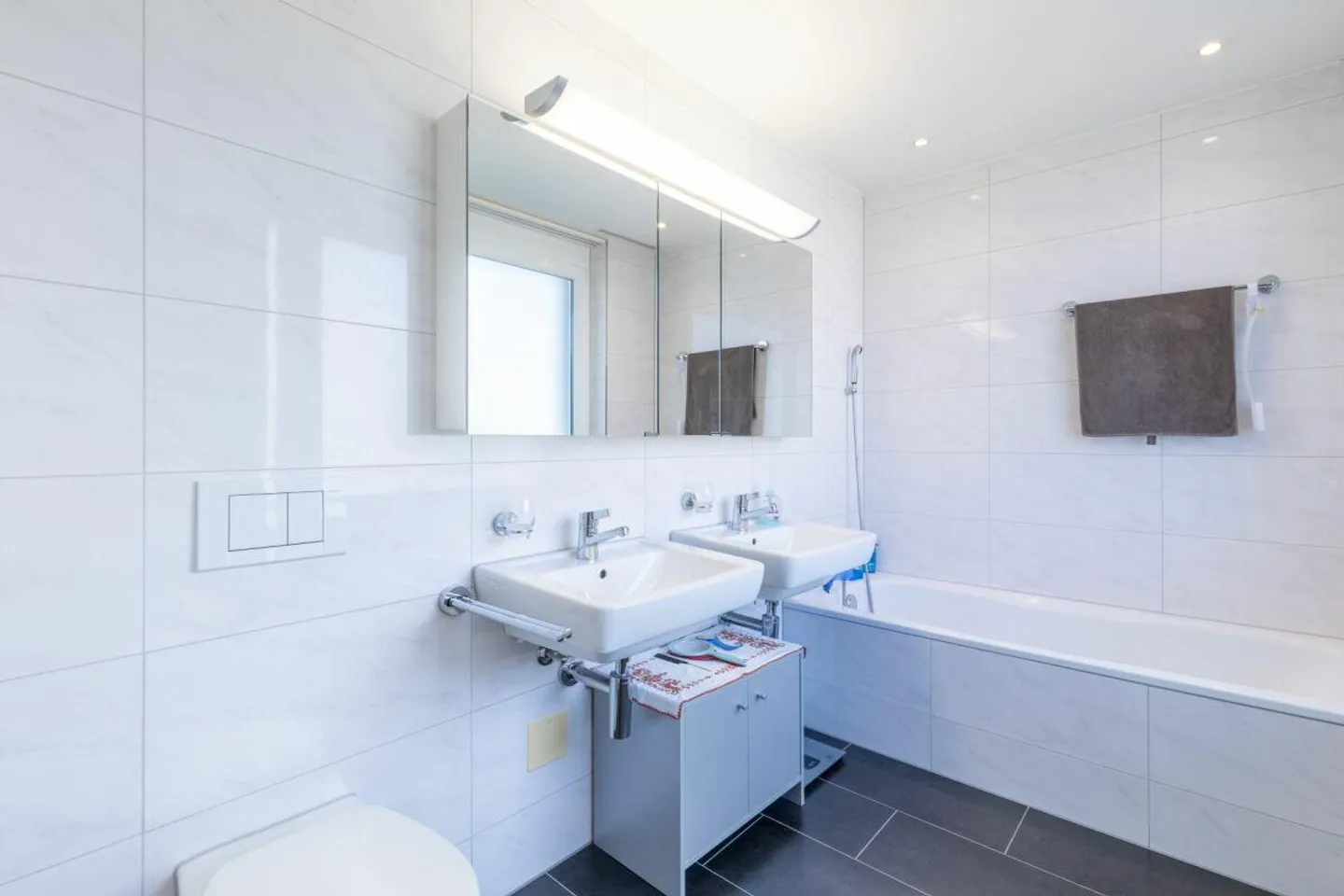 Gepflegte Wohnung mit schönem Ausblick - Foto 8 von 12